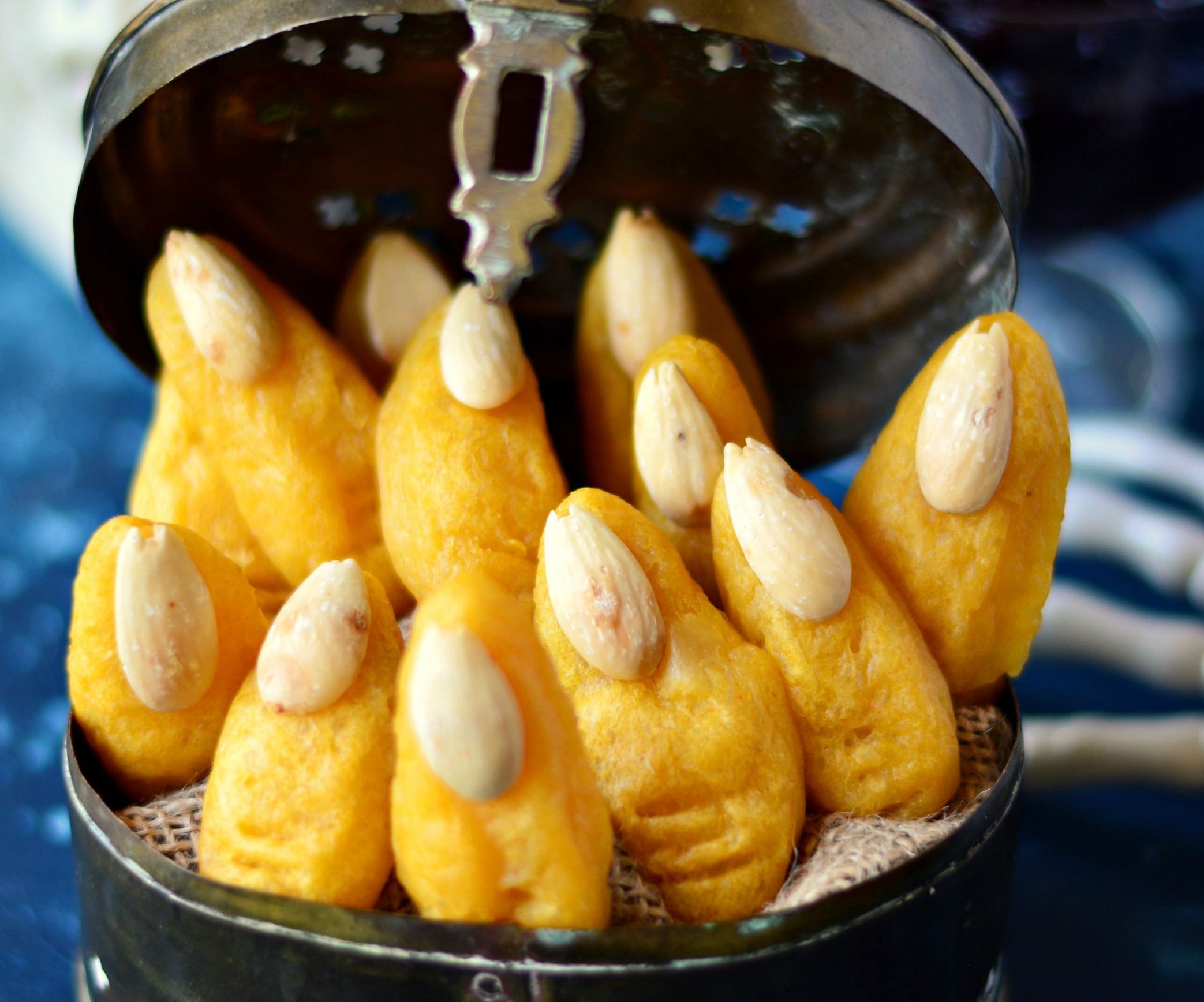 Baked Mashed Potato Witch Fingers