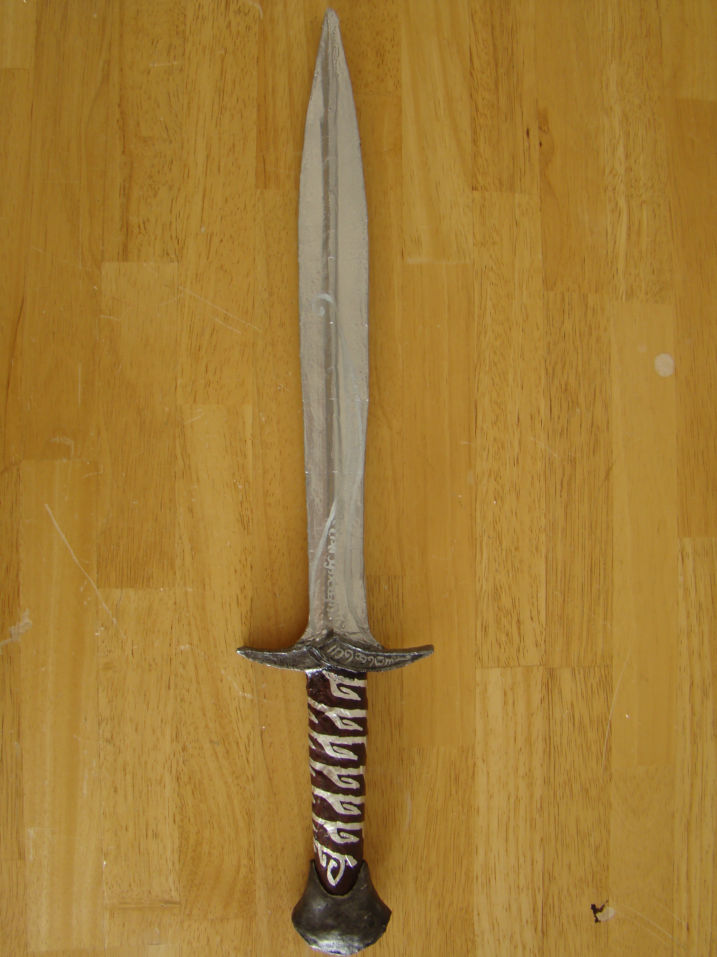 LOTR Sting Cardboard Replica