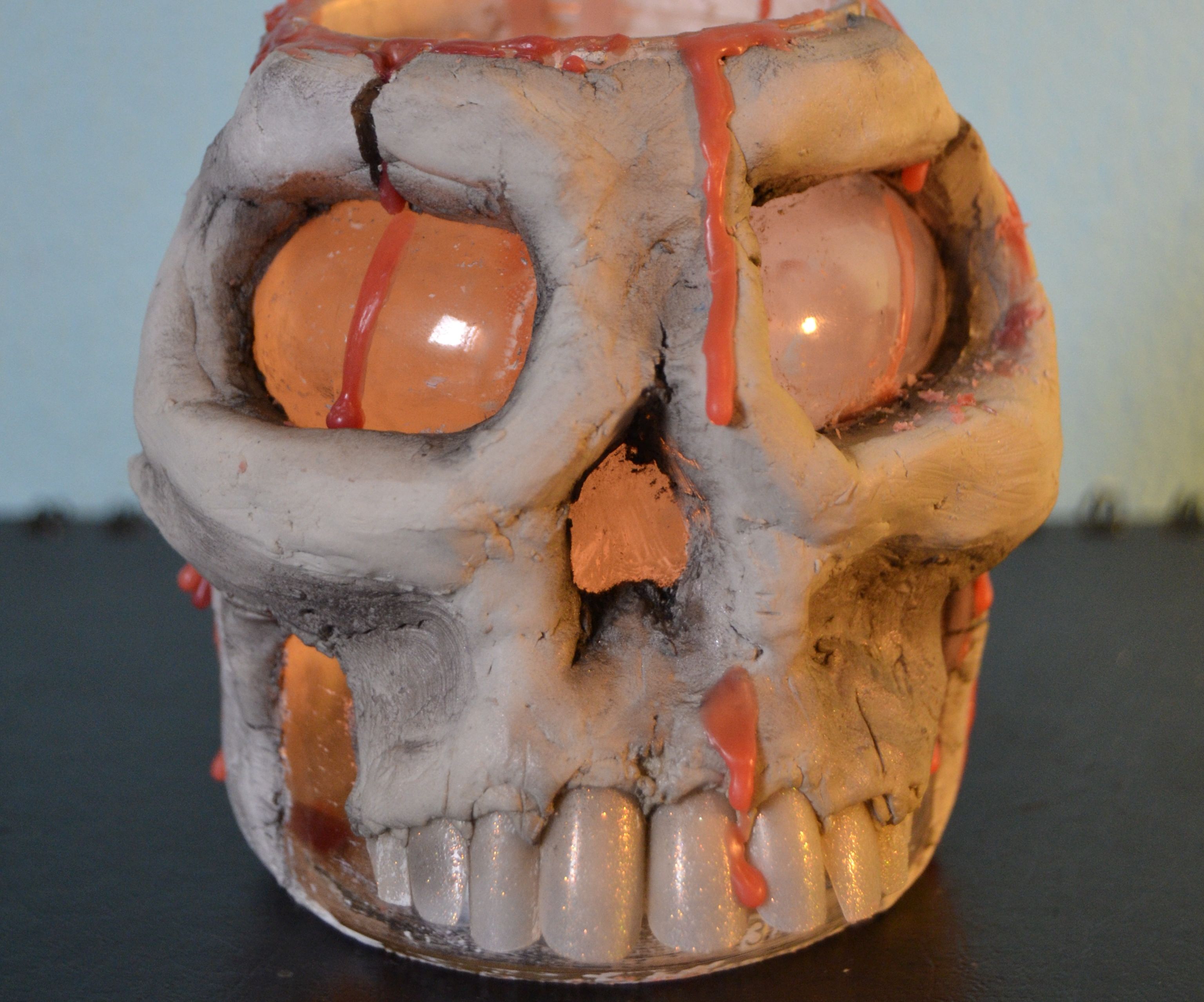 Skull lamp
