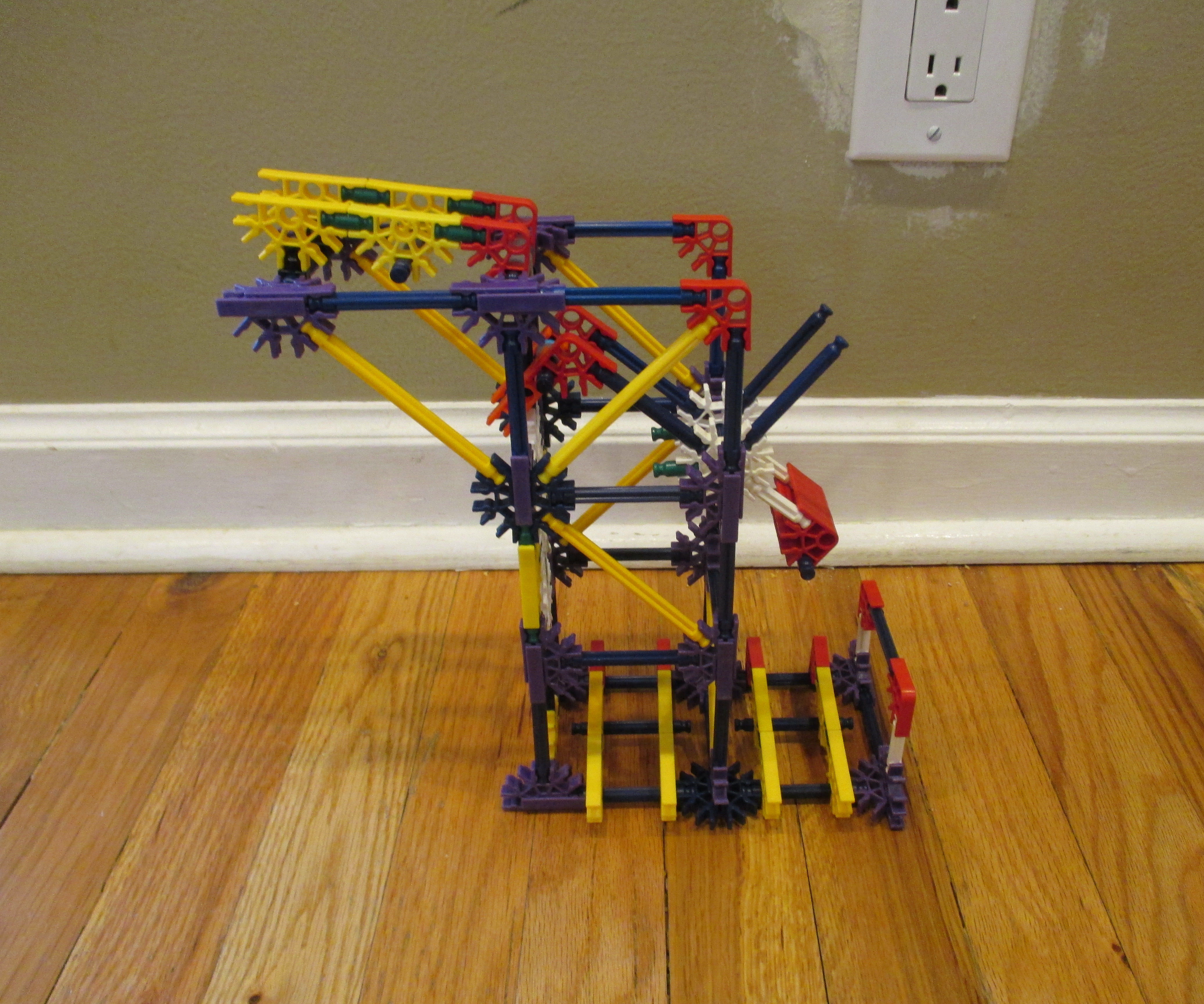 Flipper Separator - a K'nex Ball Machine Path Separator