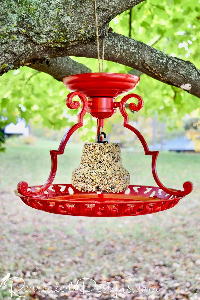 old-light-fixture-painted-upcycled-bird-feeder-diy-garden-farmhouse-countryliving-diy-Recreated-Designs.jpg