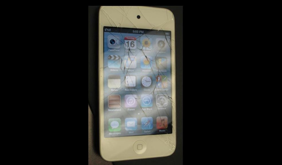 How to fix a broken 4th Gen iPod Touch screen and front camera replacement.