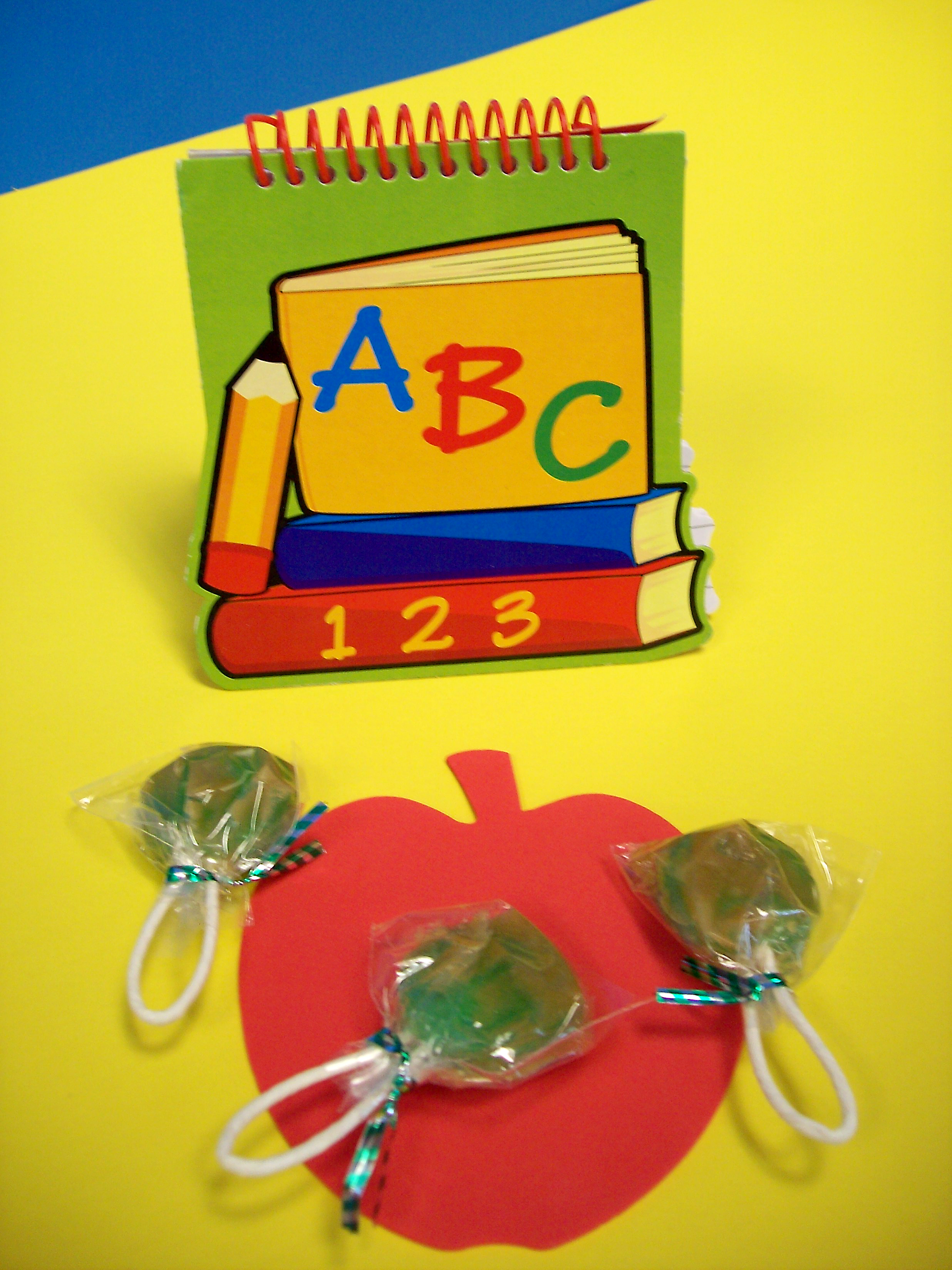 Back to School Treats: Caramel Dipped Lollipops