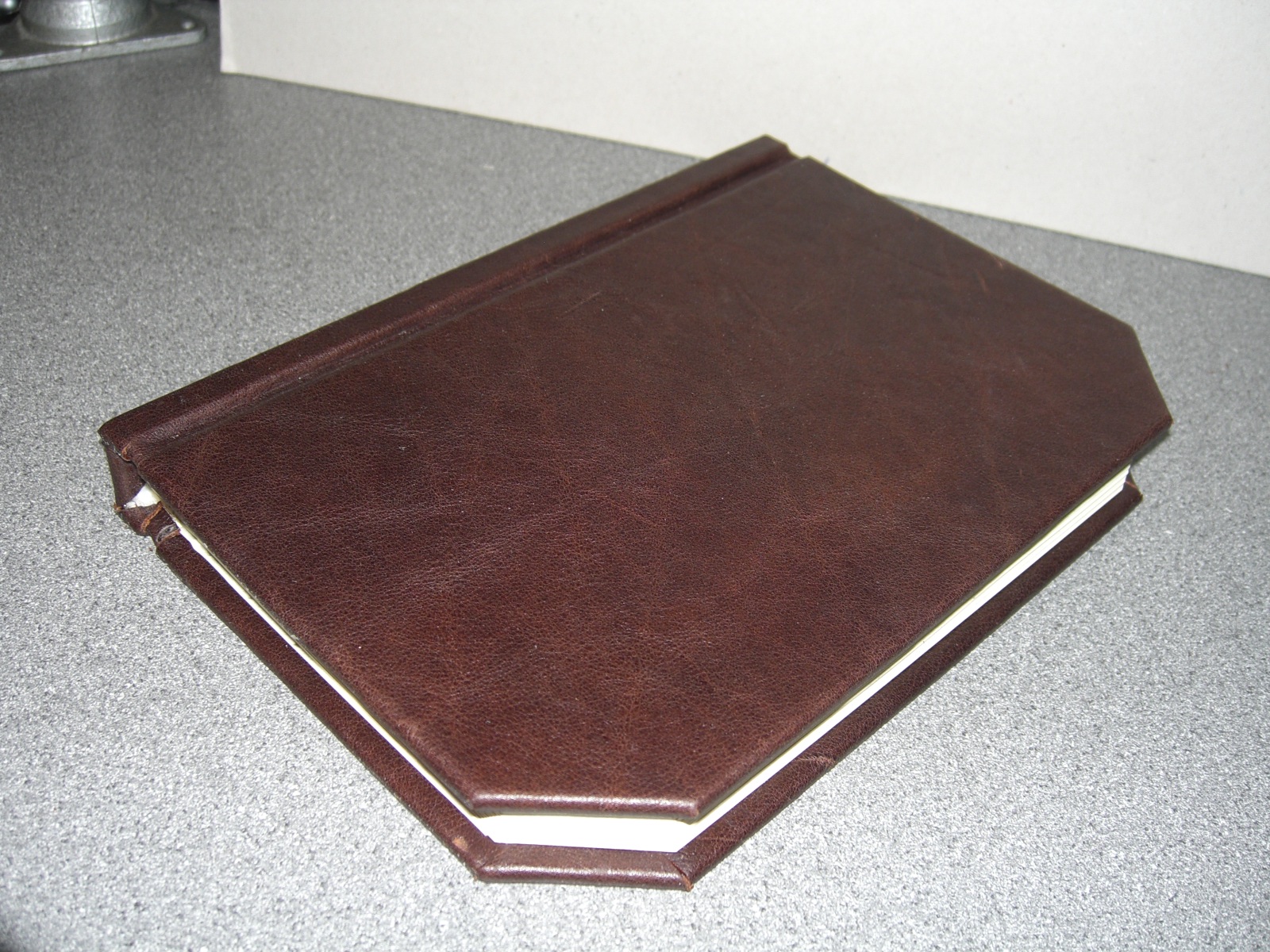 Simple Leather Book Binding Using Power Tools! BSG Edition.