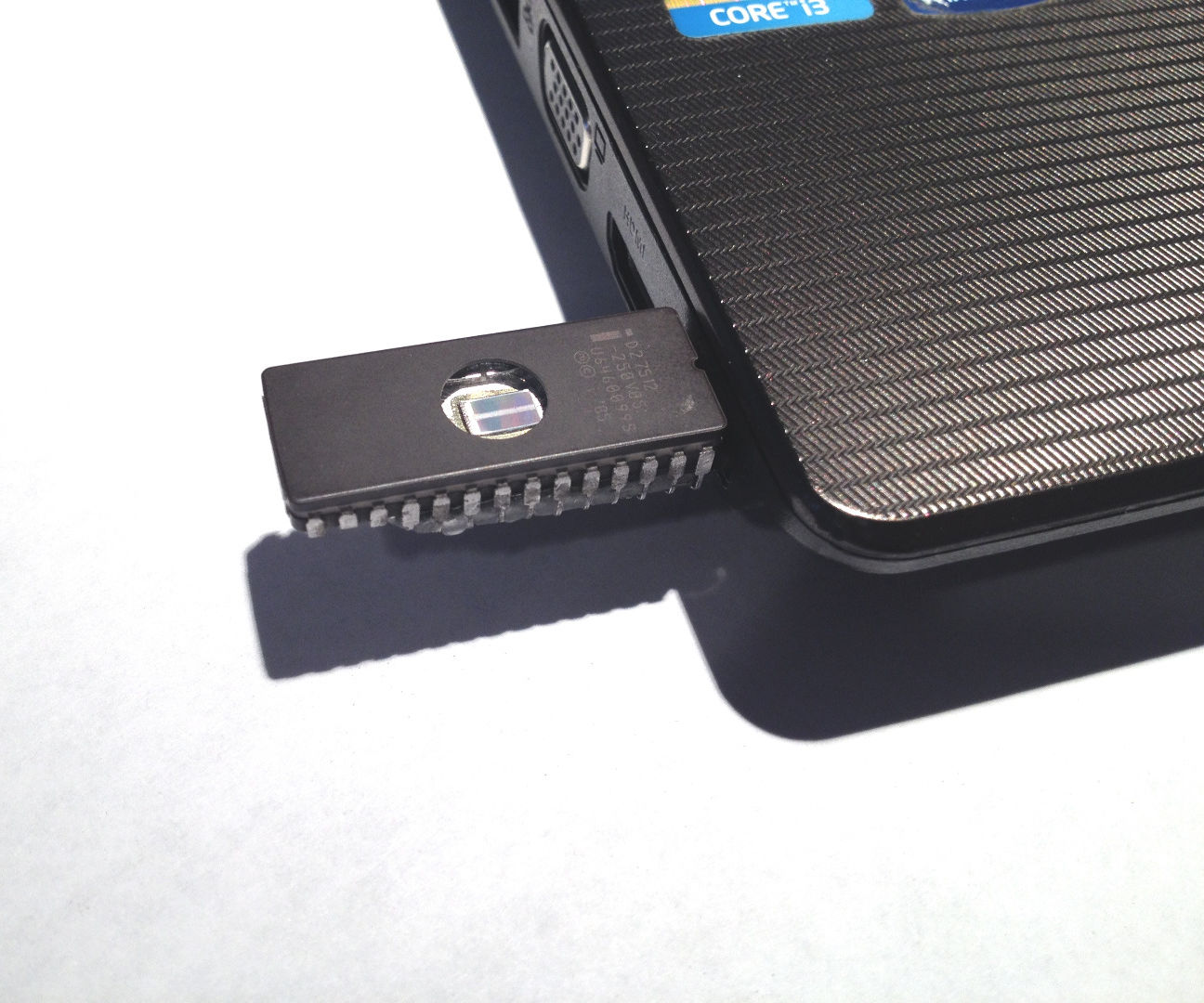 EEPROM Flash Drive (Flash drive case)