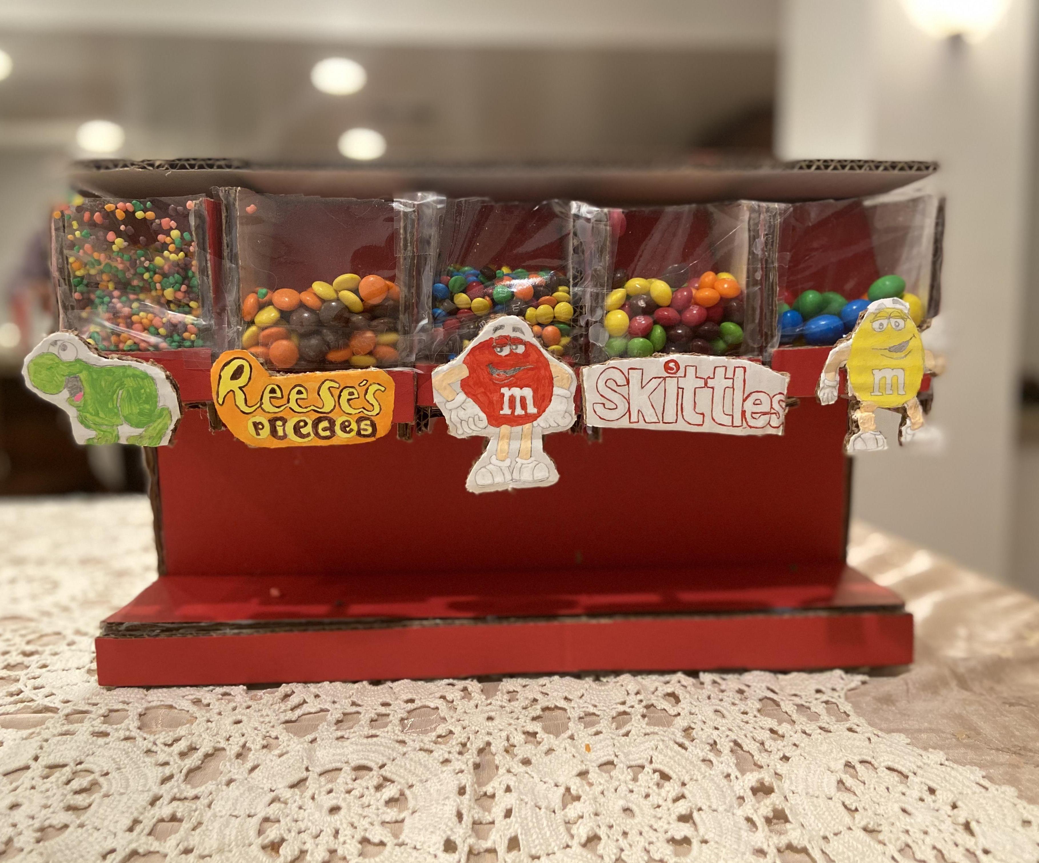 How to Make a Candy Dispenser Out of Cardboard!!!