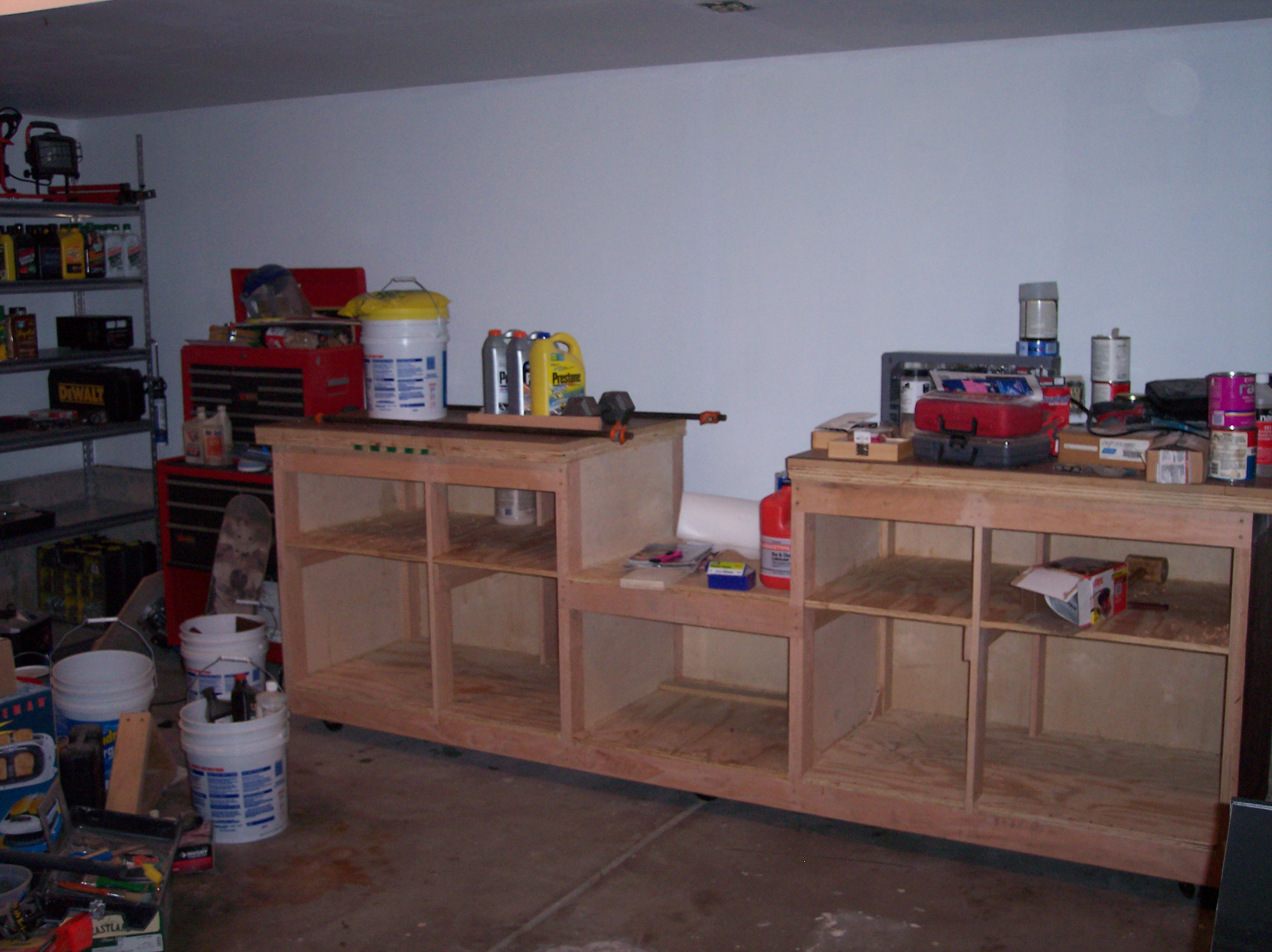 C:\Documents and Settings\Brian J. Herr\My Documents\My Pictures\Projects\Woodworking\Workbench\Photos 181.jpg