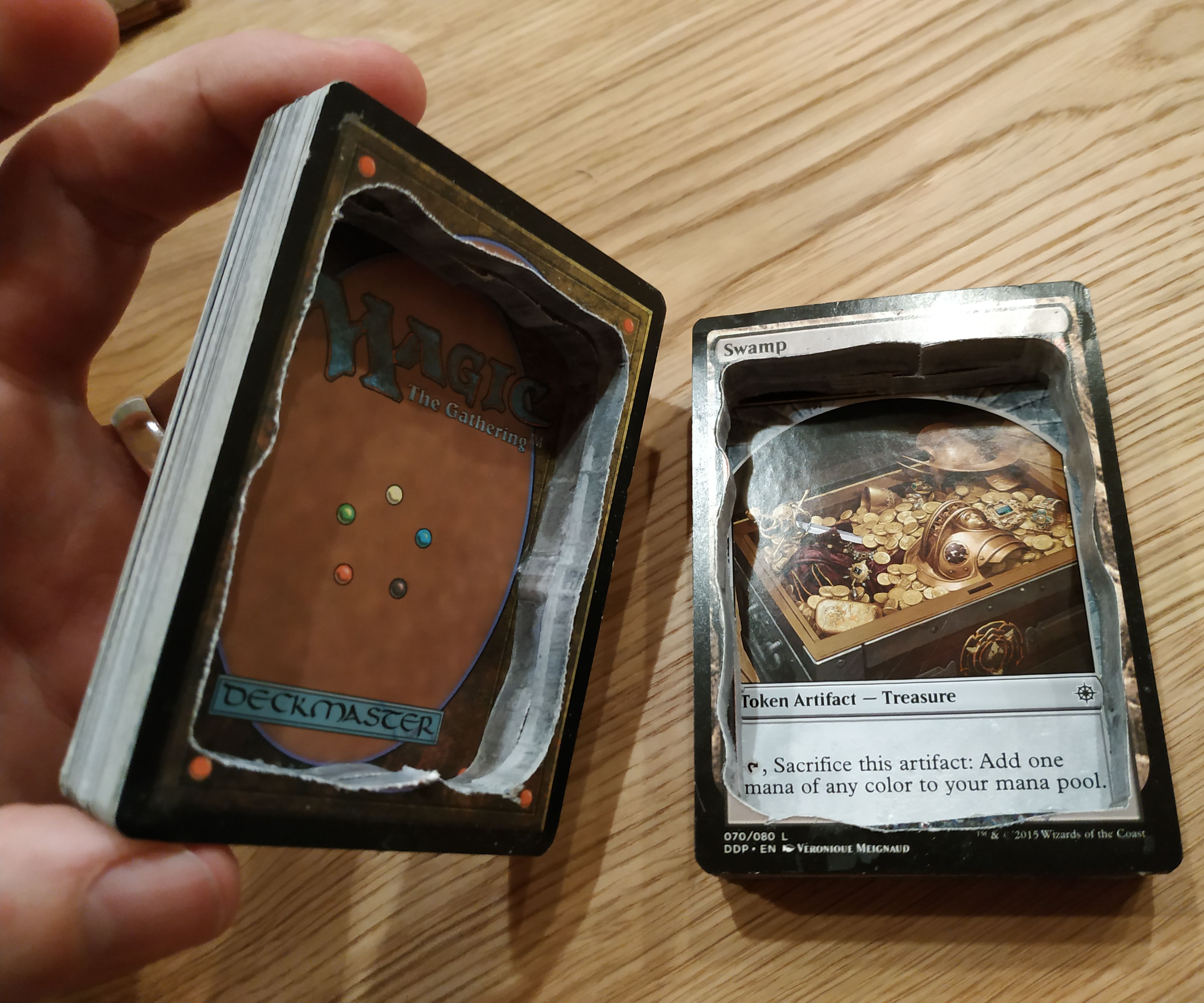Magic the Gathering Dice and Counter Box