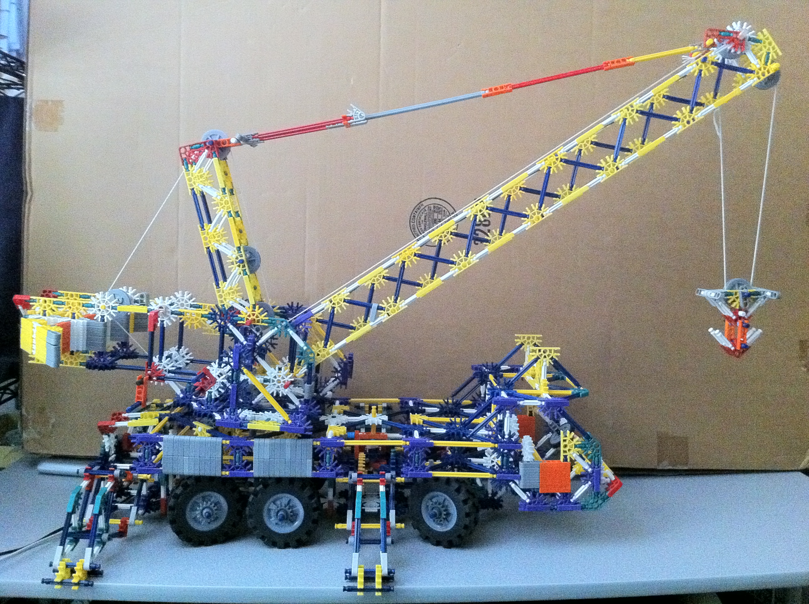 K'NEX Mobile Crane Truck V.4