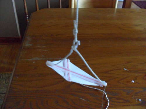 How to make a super easy paper and straw kite