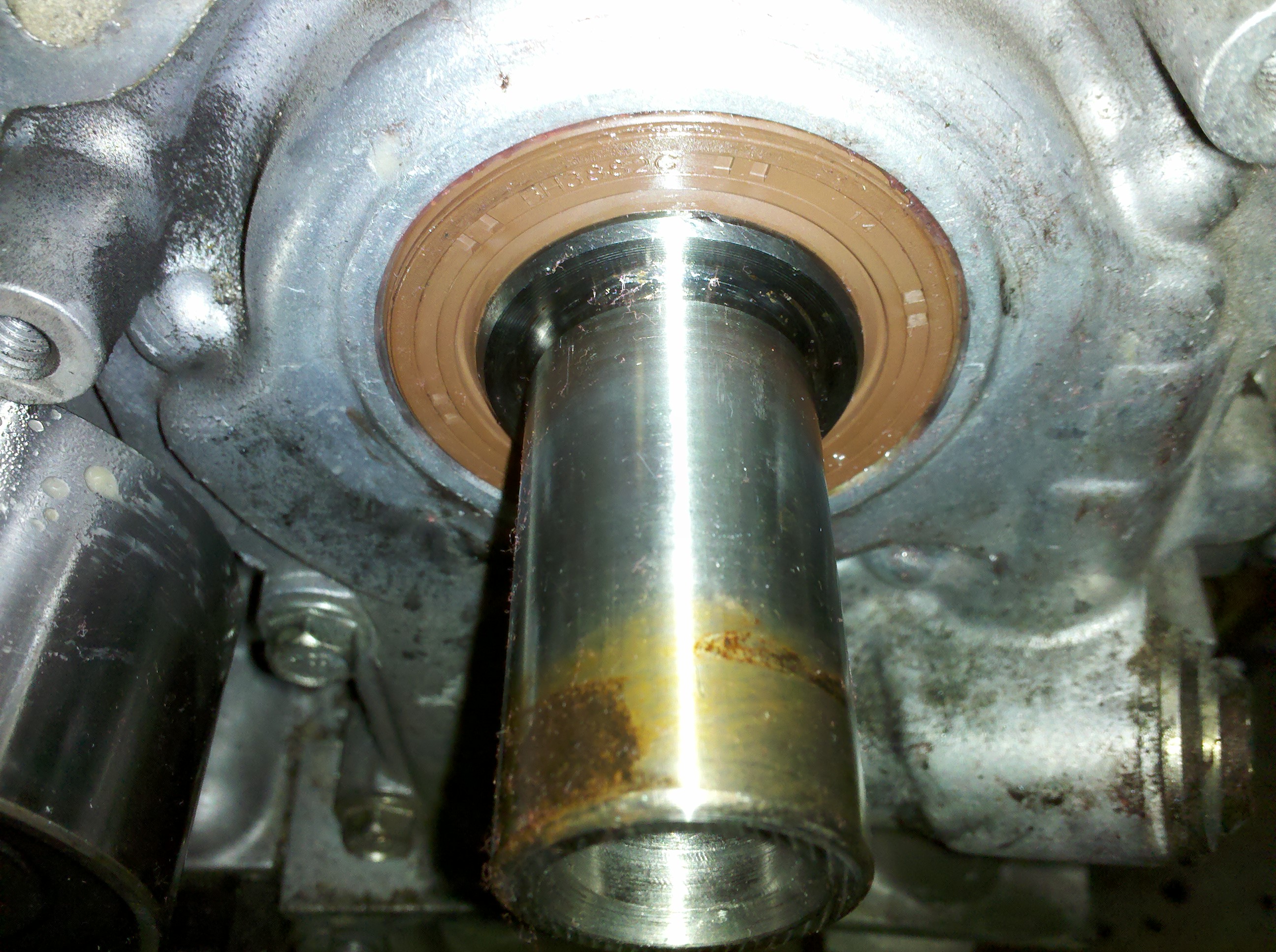 Crankshaft seal installer tool