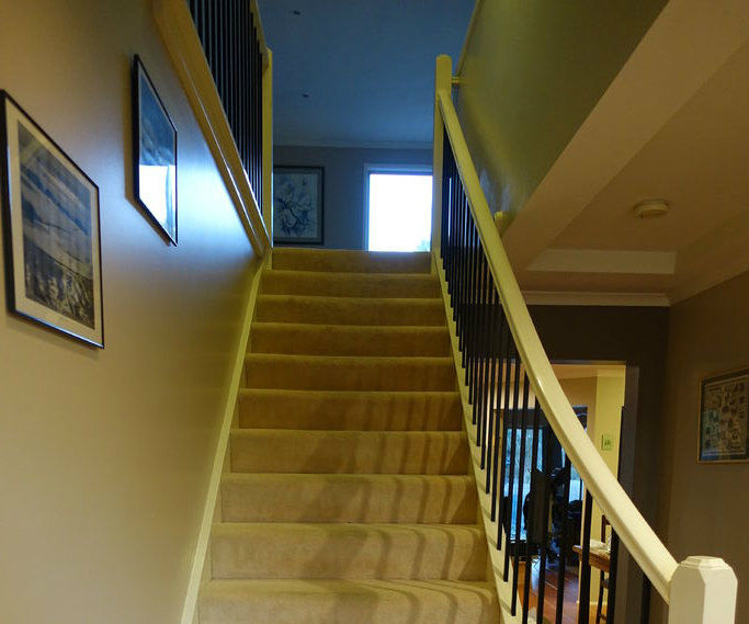 How to 'bling' Up a Boring Staircase