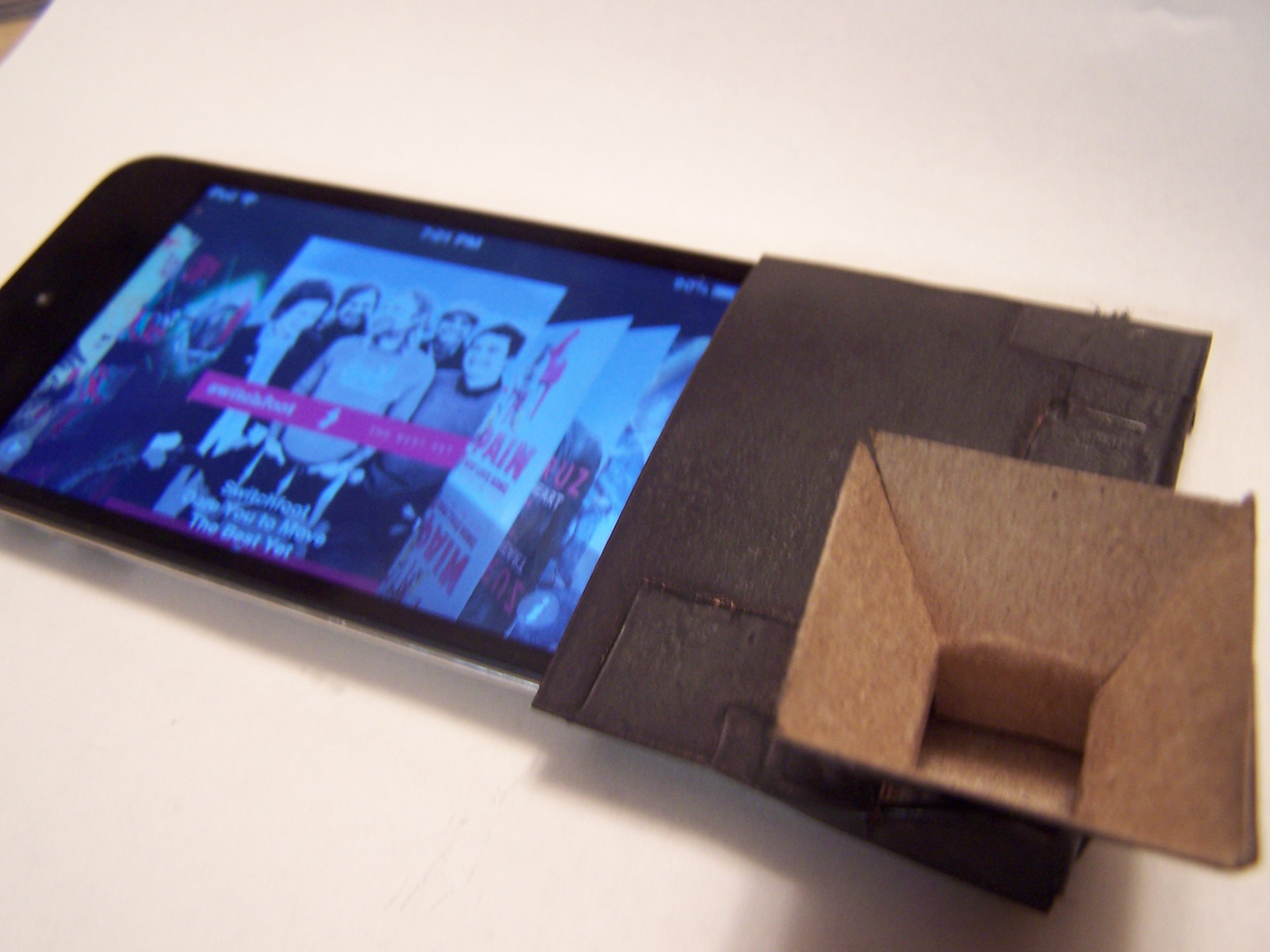 iPod Touch - Sound Amplifier Accesory