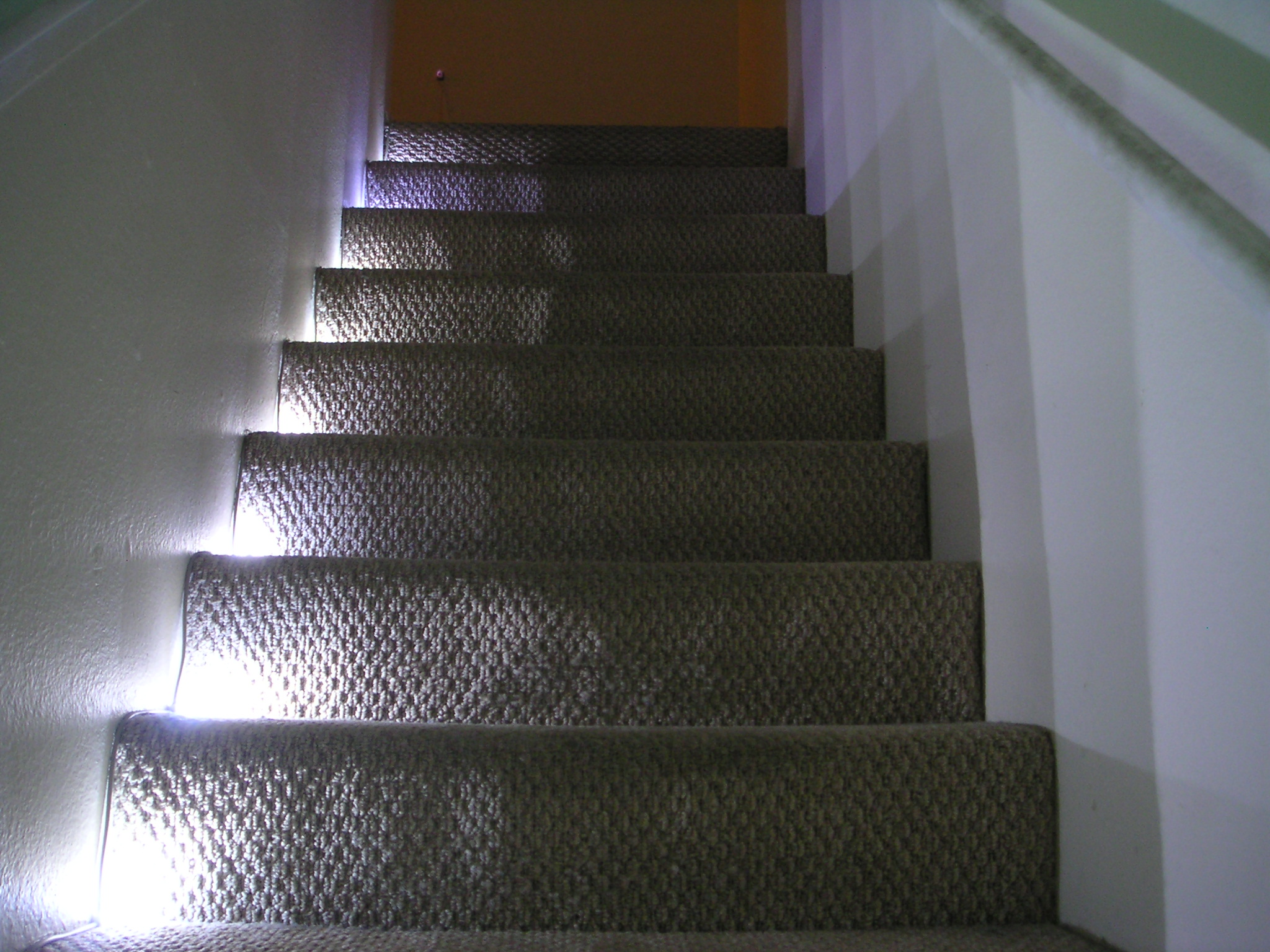 Stairway LED lighting with IR trip sensor