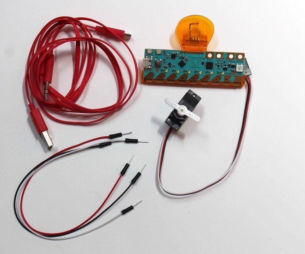 Run a Servo With Chibitronics Chibi Clip
