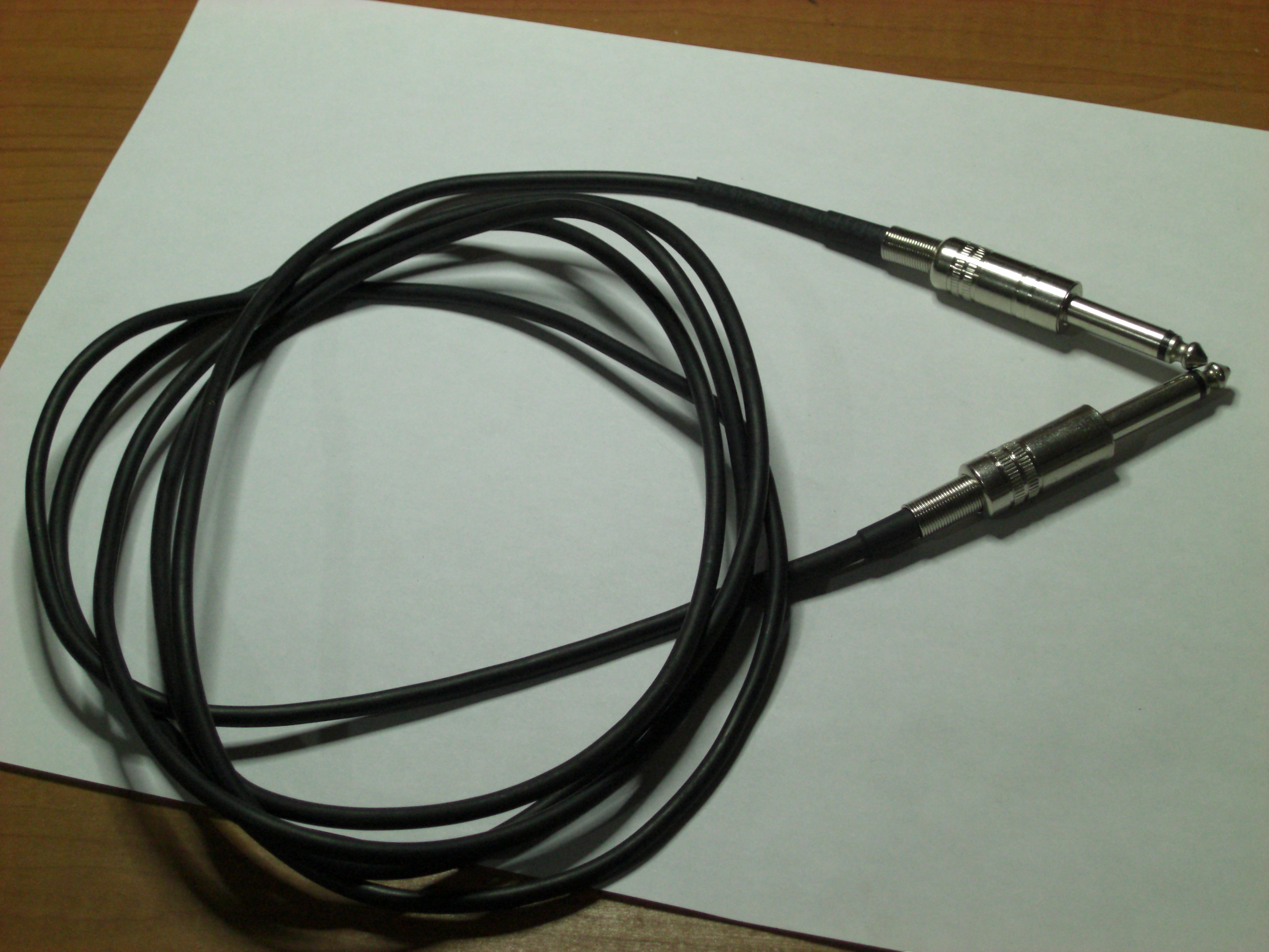 Make Custom Guitar Cables on the Cheap 