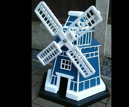 How to Make a Garden Windmill Out of a Pallet 
