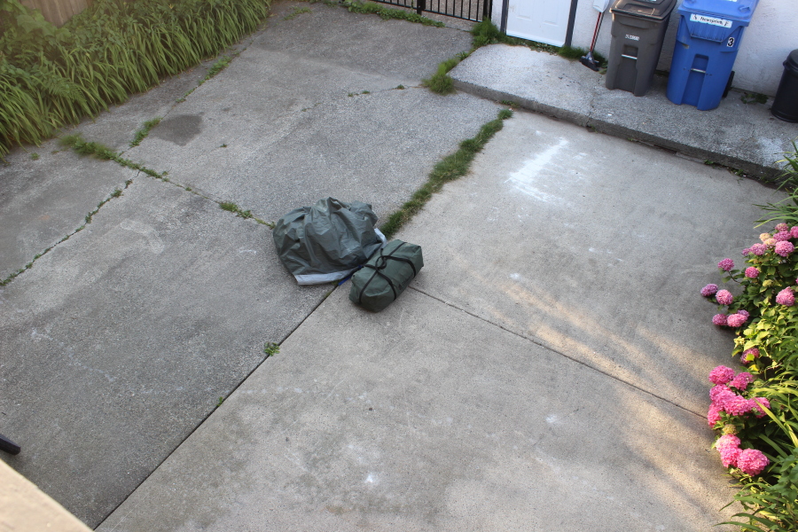 How to pack a tent