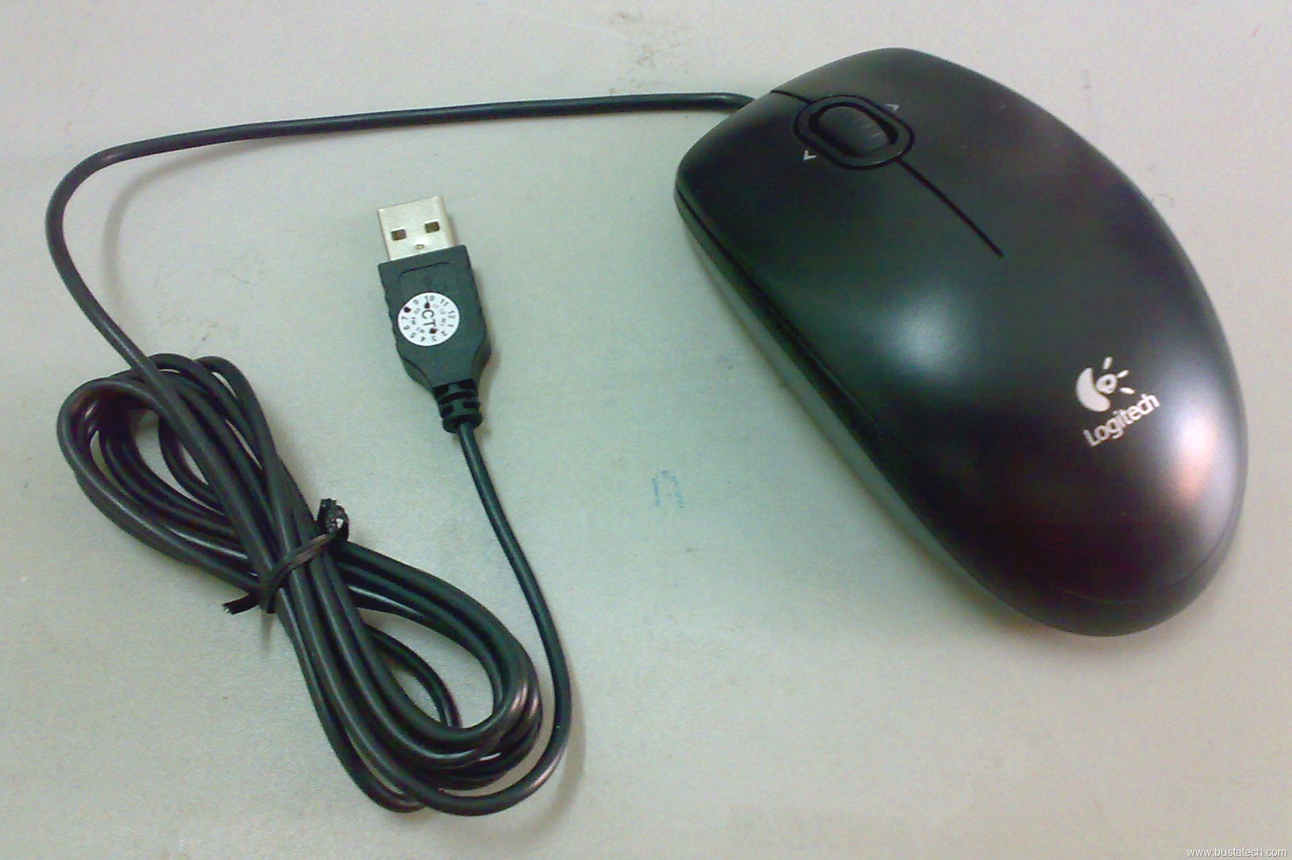 Shorten The Length of Wire for Your PC Mouse