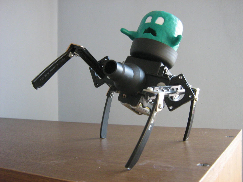 The attack of the ROBOTIC MUTANT ALIEN!!!!!
