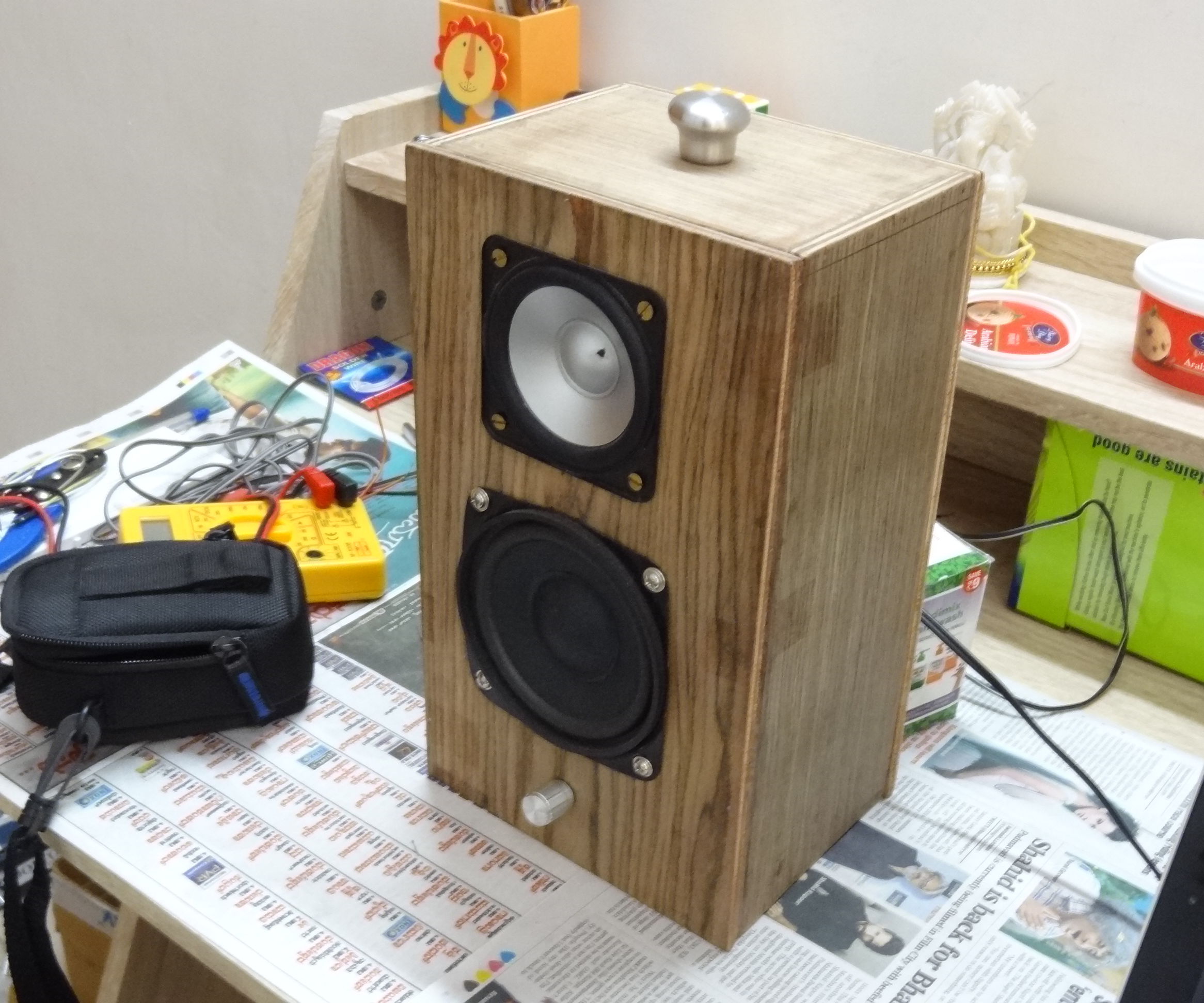 Wooden Bookshelf Speaker With Bluetooth
