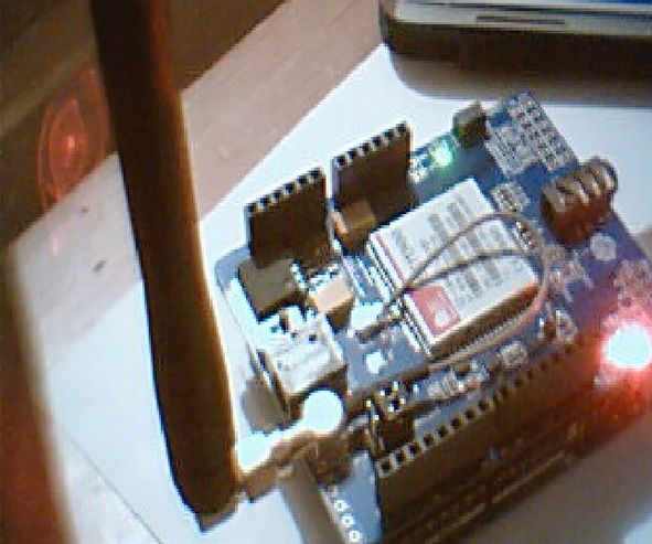 Llamada Y Envío De SMS Con ARDUINO UNO Y El Módulo SIM900