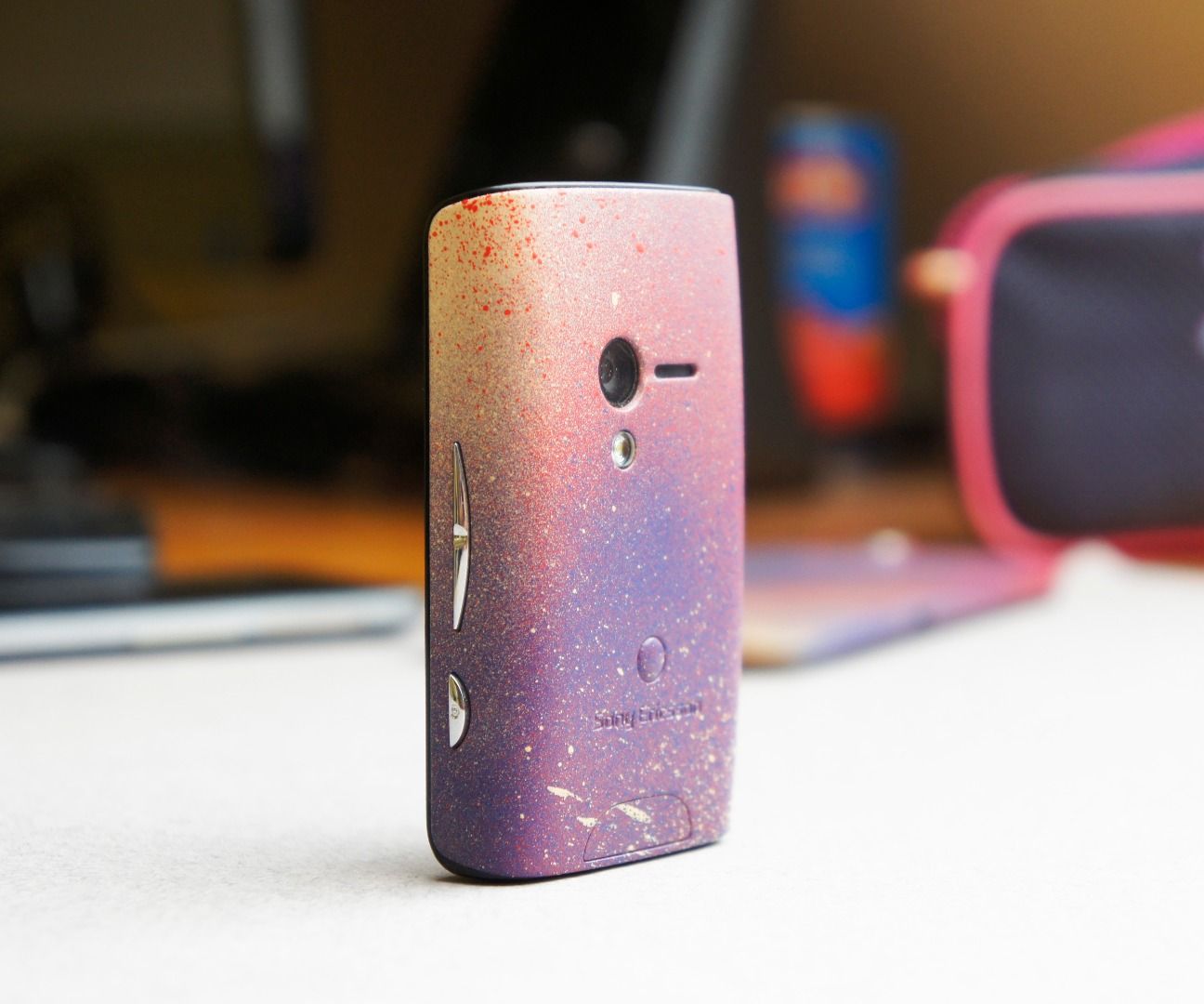 Add a Splash of Colour to your Phone!