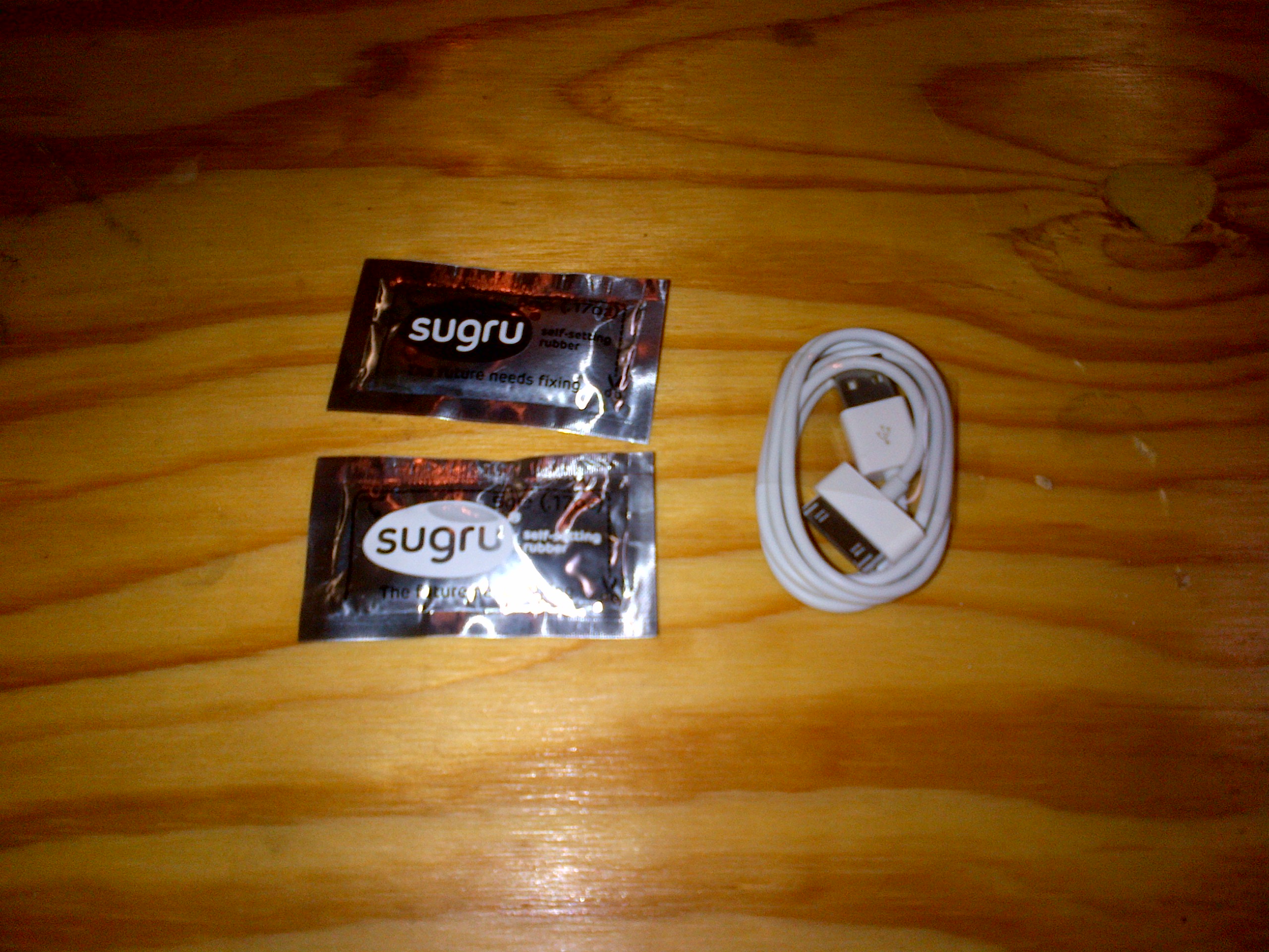Ipod cable strain relief with Sugru