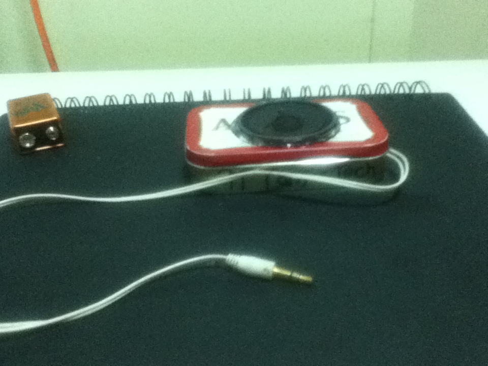 Altoids iPod Speaker