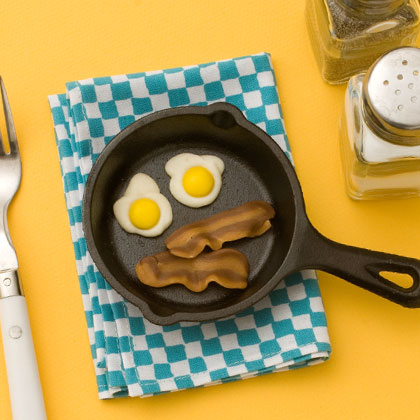 Fakin' and Eggs