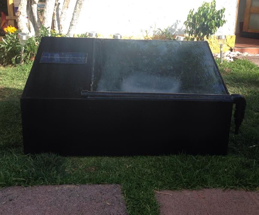 Solar water filter 