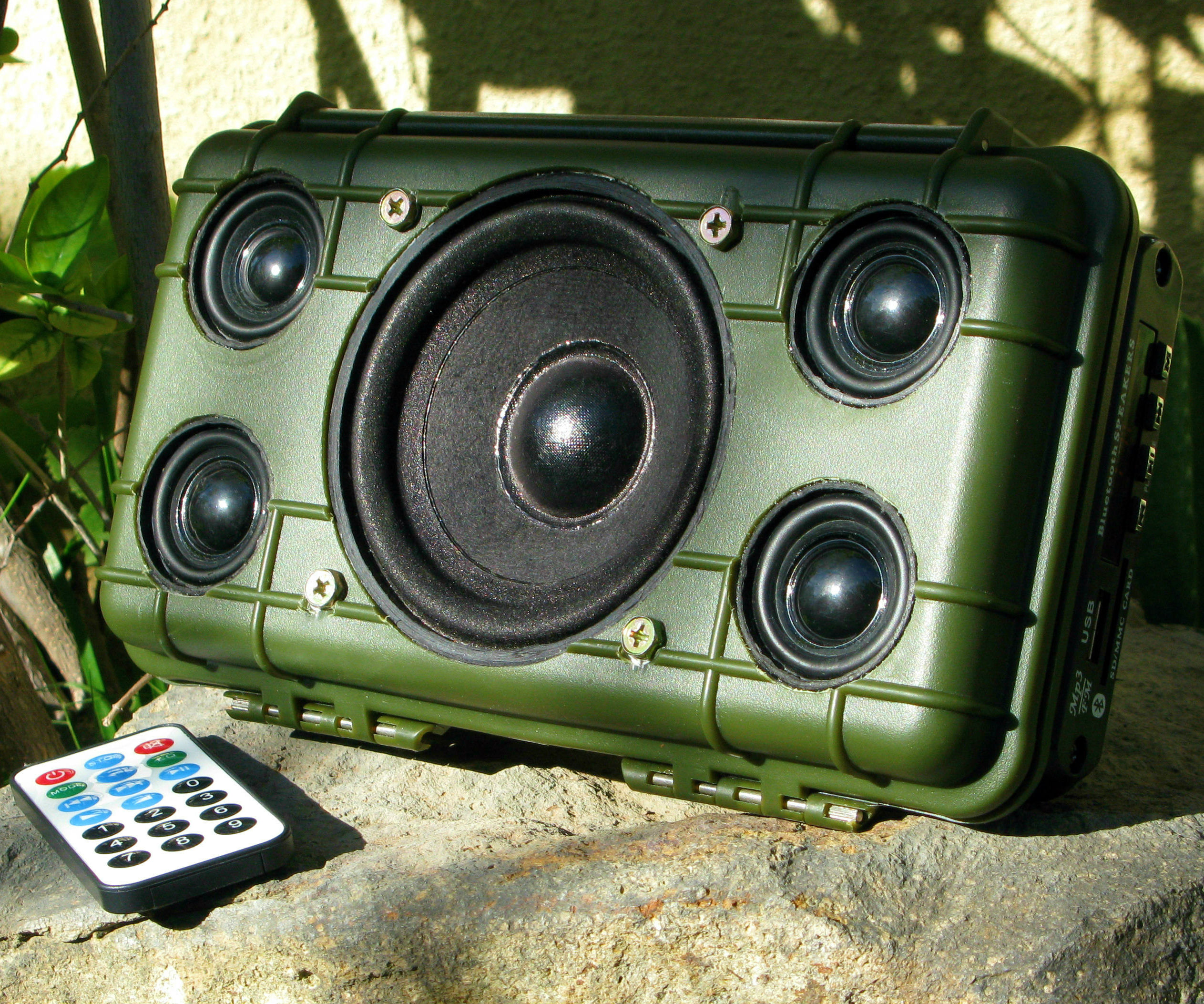 DIY Tough Bluetooth Boombox (Lasts 20hrs!)