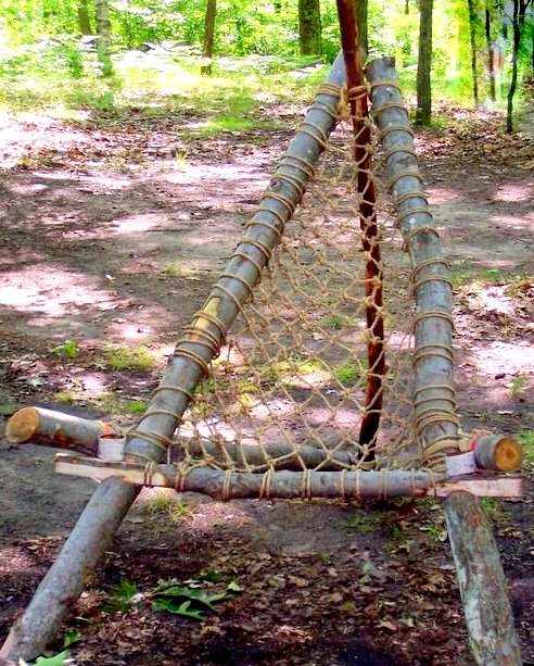 Rustic Hammock-Style Wilderness Chair