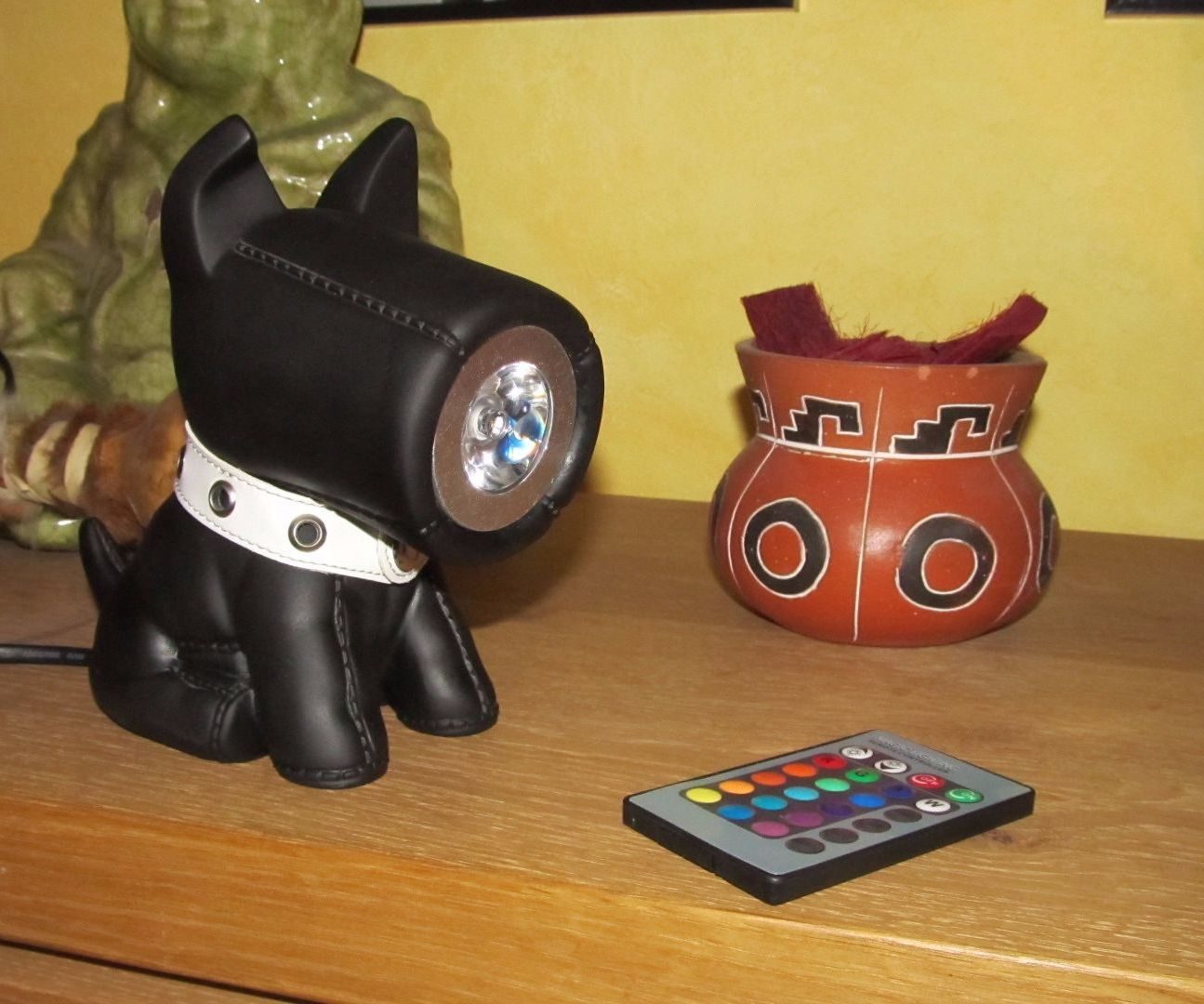 Speaker to Desktop Lamp