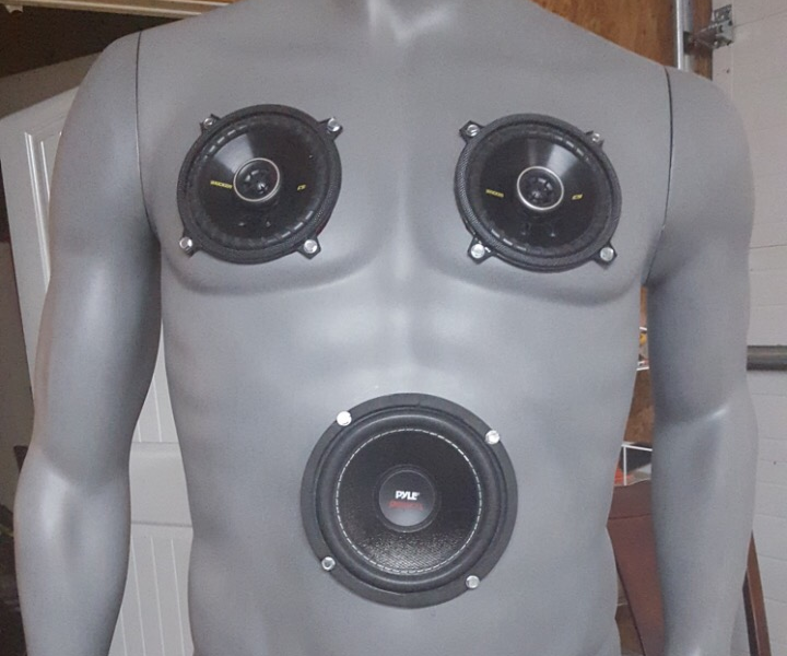 Rechargeable Bluetooth mannequin speaker