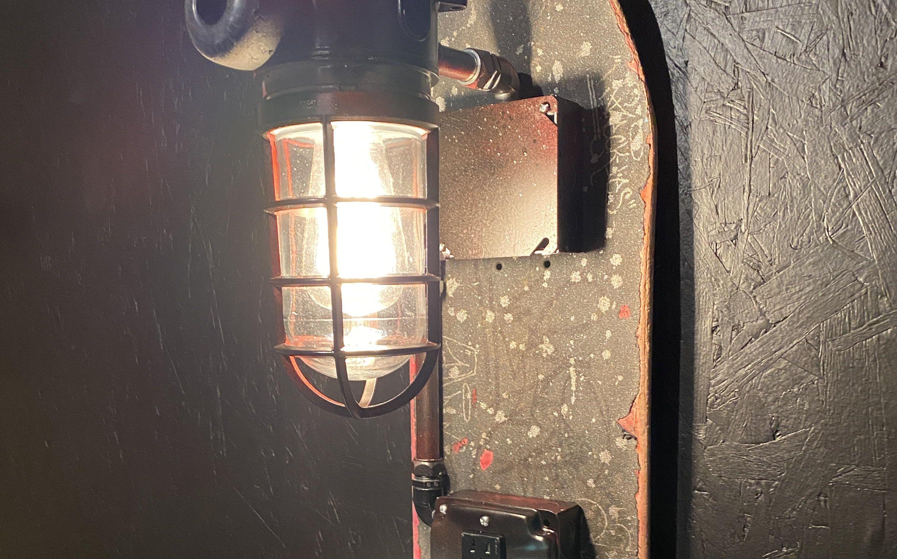 Skateboard Lamp