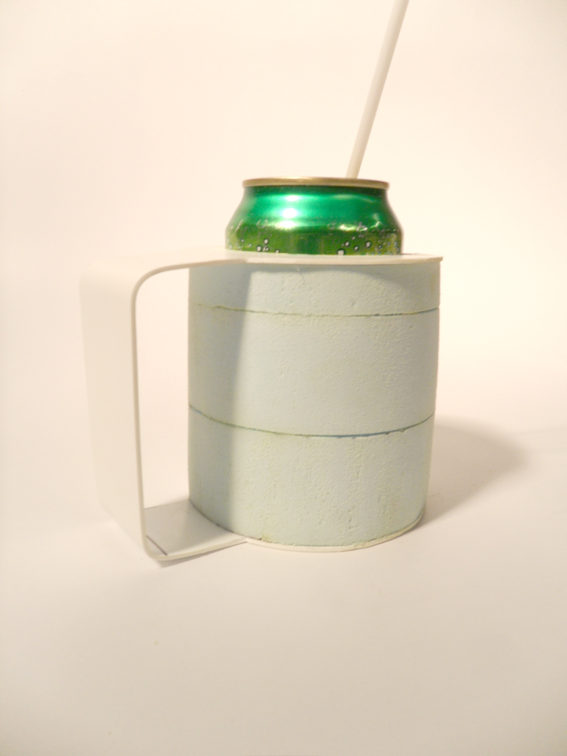 Can Holder to Keep Your Drink Fresh