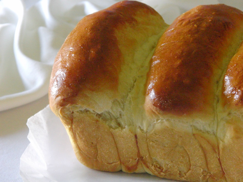 Asian Sweet Bread (Hong Kong Pai Bao, Hokkaido Milk Bread)