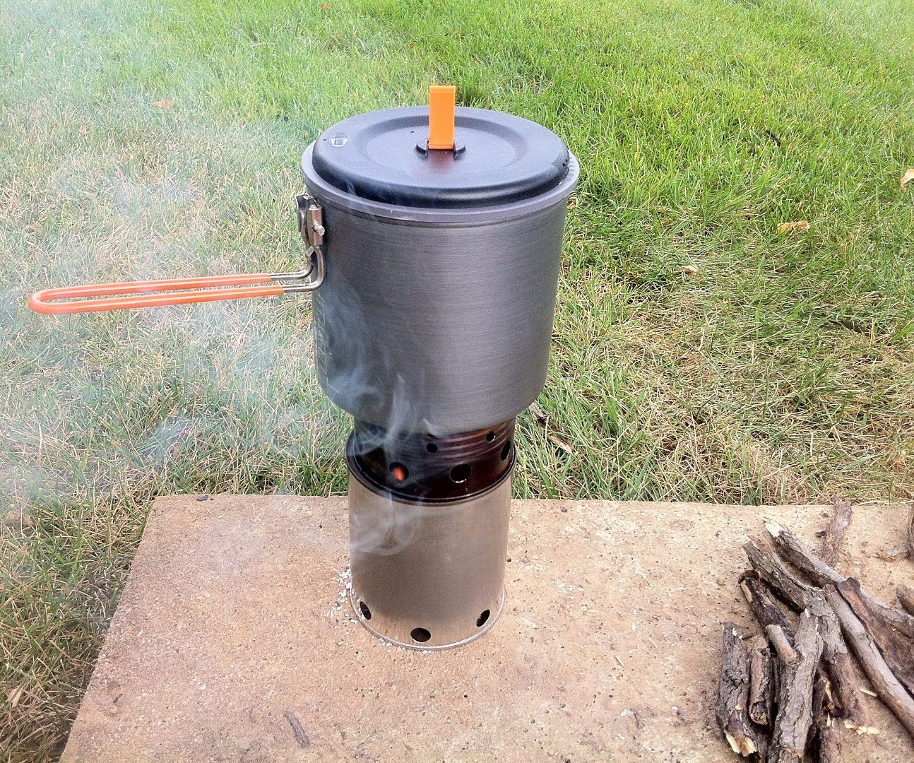 Easy Wood Gasifier Stove + 2 Non-Perishable Recipes