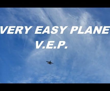 RC V.E.P. Very Easy Plane, Built Using Polystyrene Pizza Trays