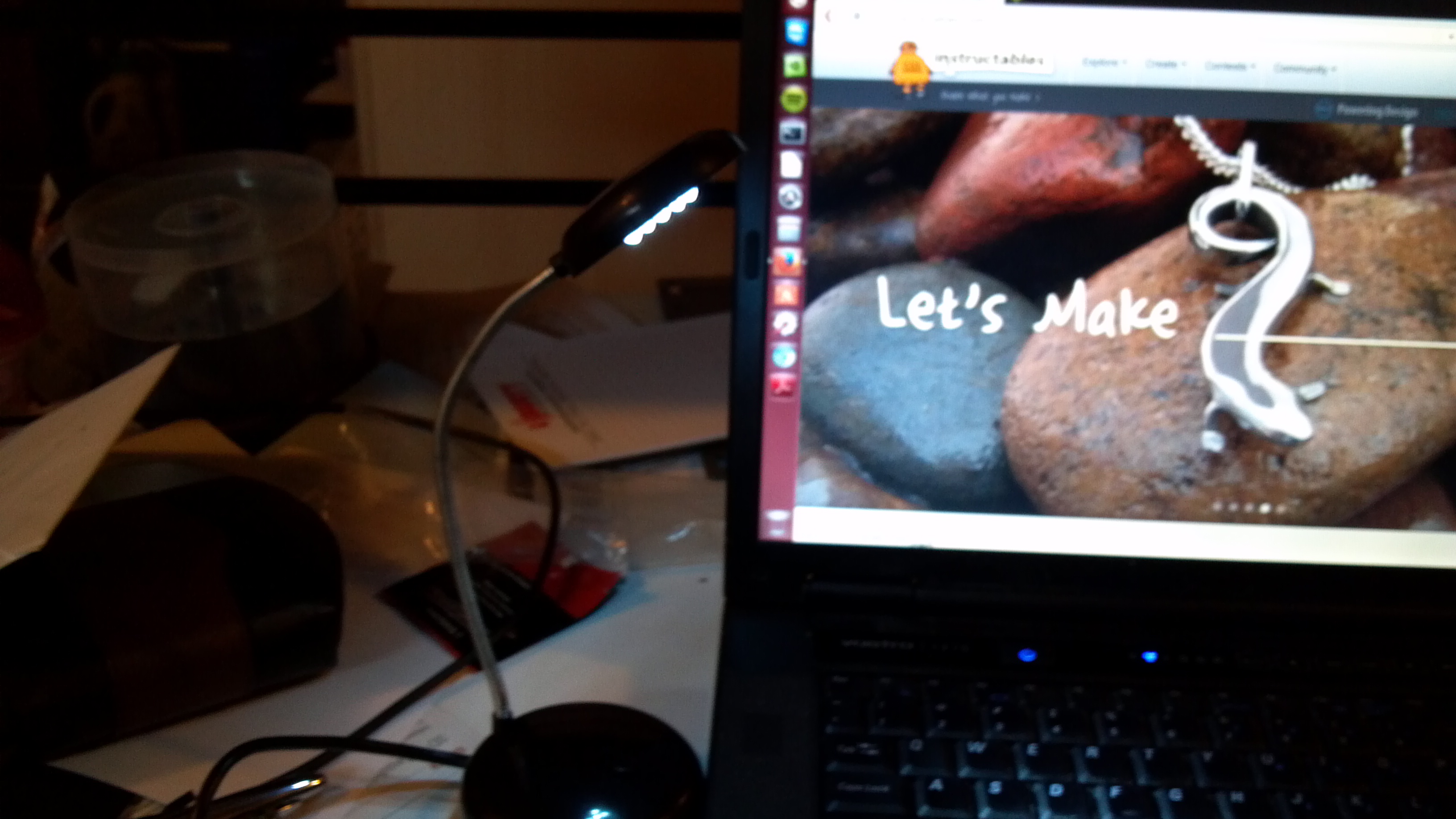 Hacking the $ store lamp into a usb lamp