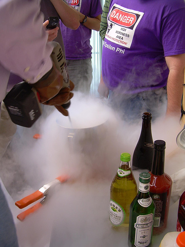 How to Make Super-Cool Frozen Party Cocktails With Liquid Nitrogen