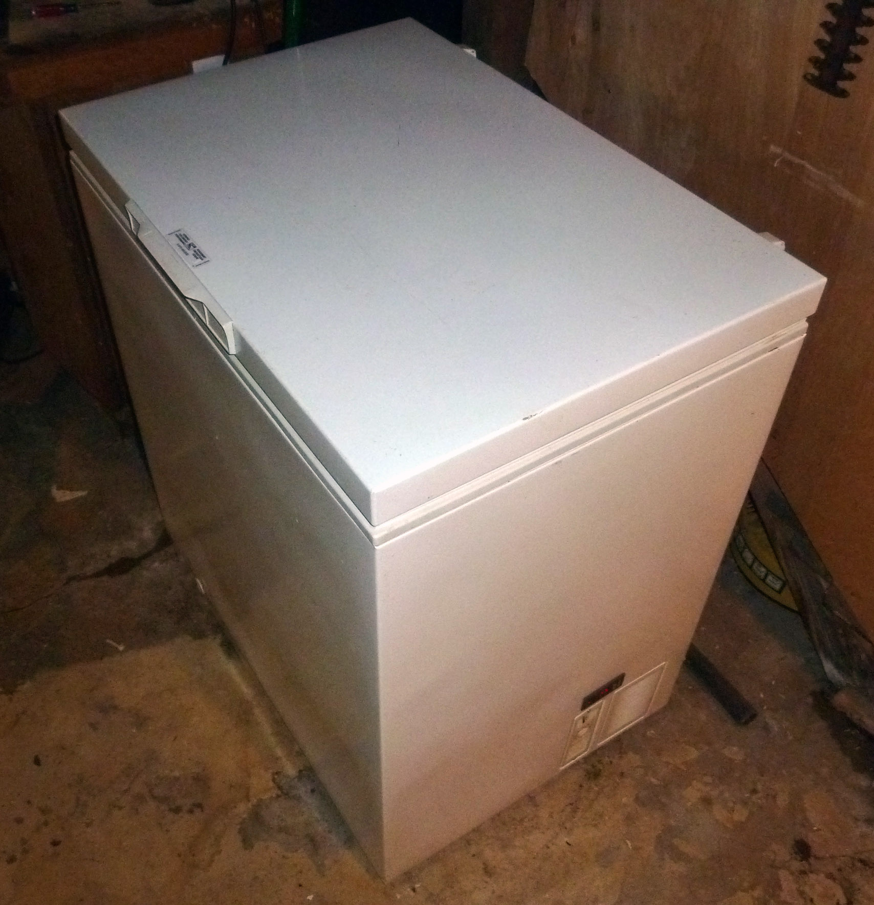 Convert a Chest Freezer to Kegerator or Fermenter for $20