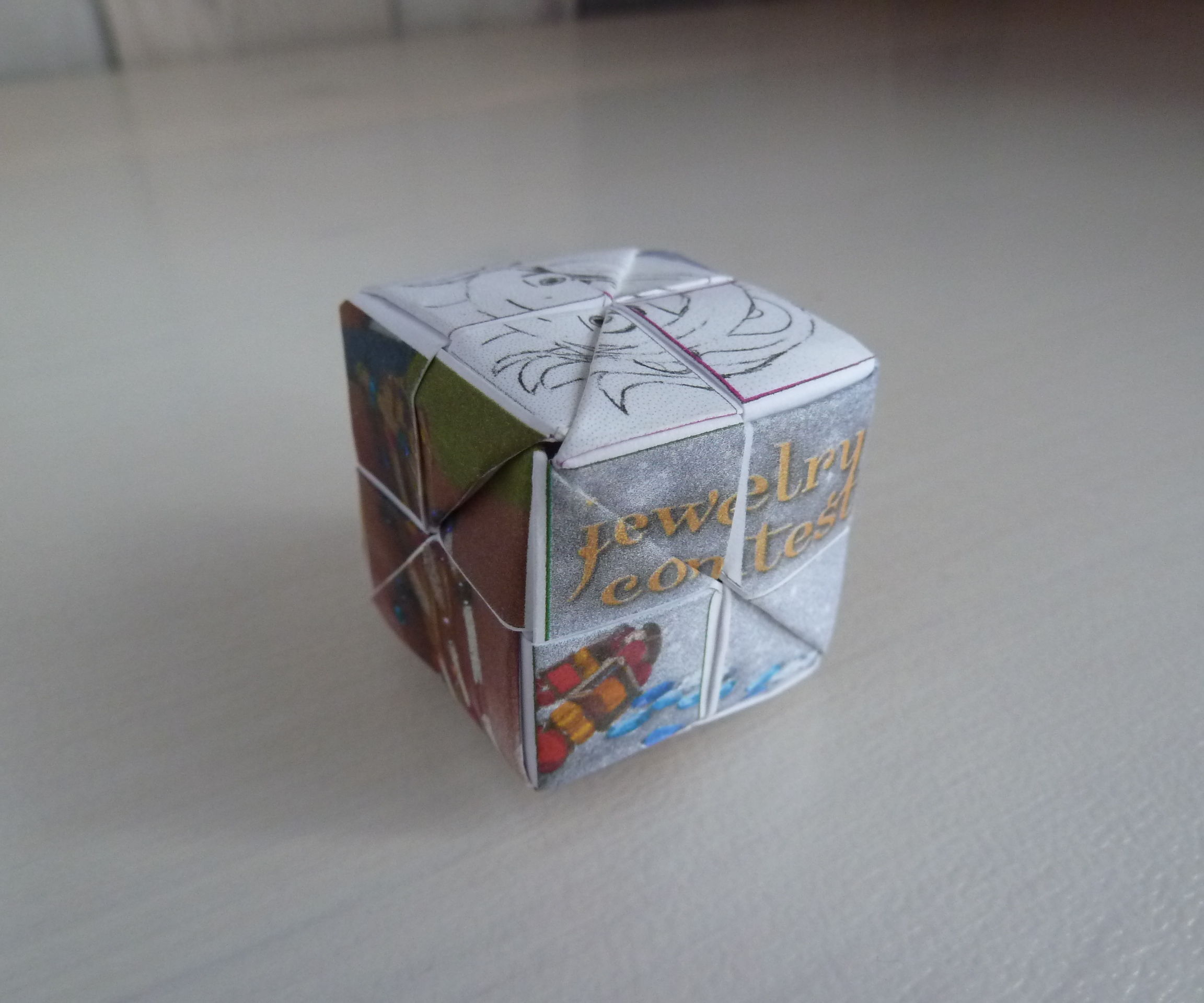 Origami Picture Puzzle Cube