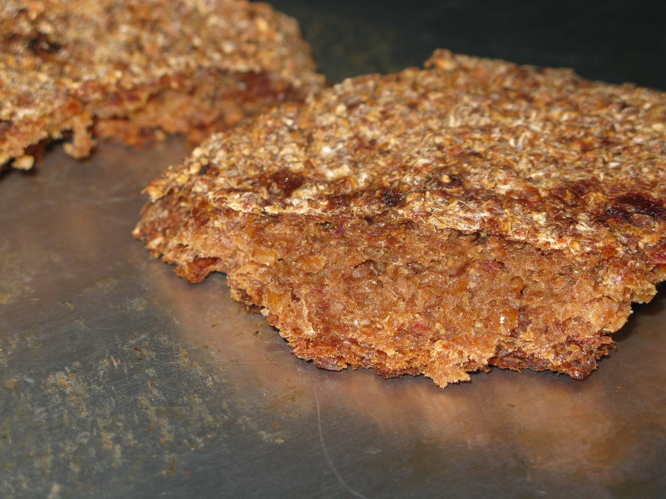 Sprouted wheat berry bread = 2 ingredients, 4 steps