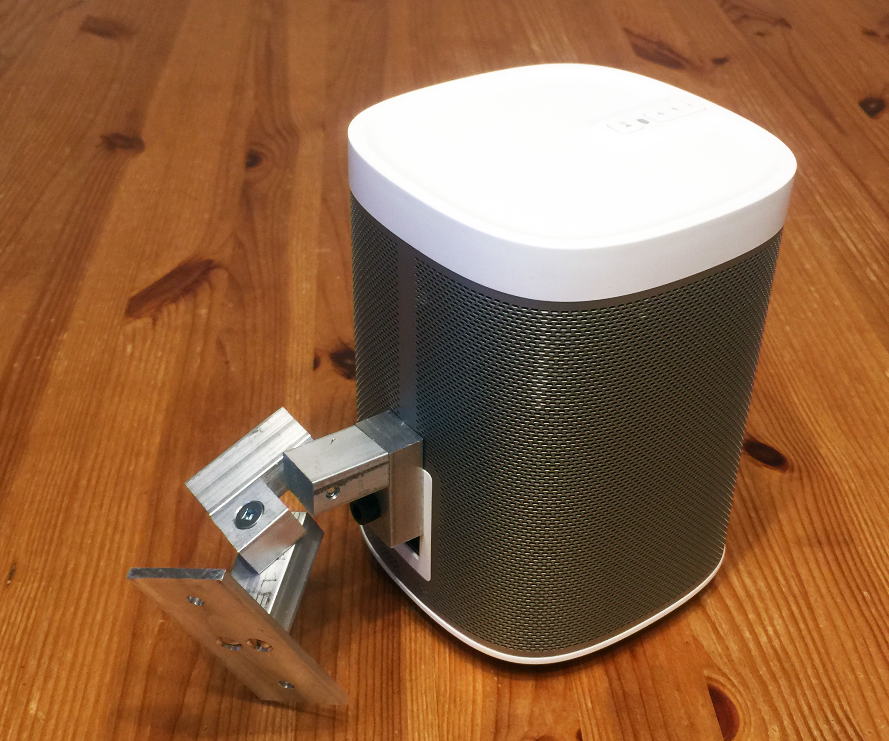 Sonos Play:1 Adjustable Wall Mount