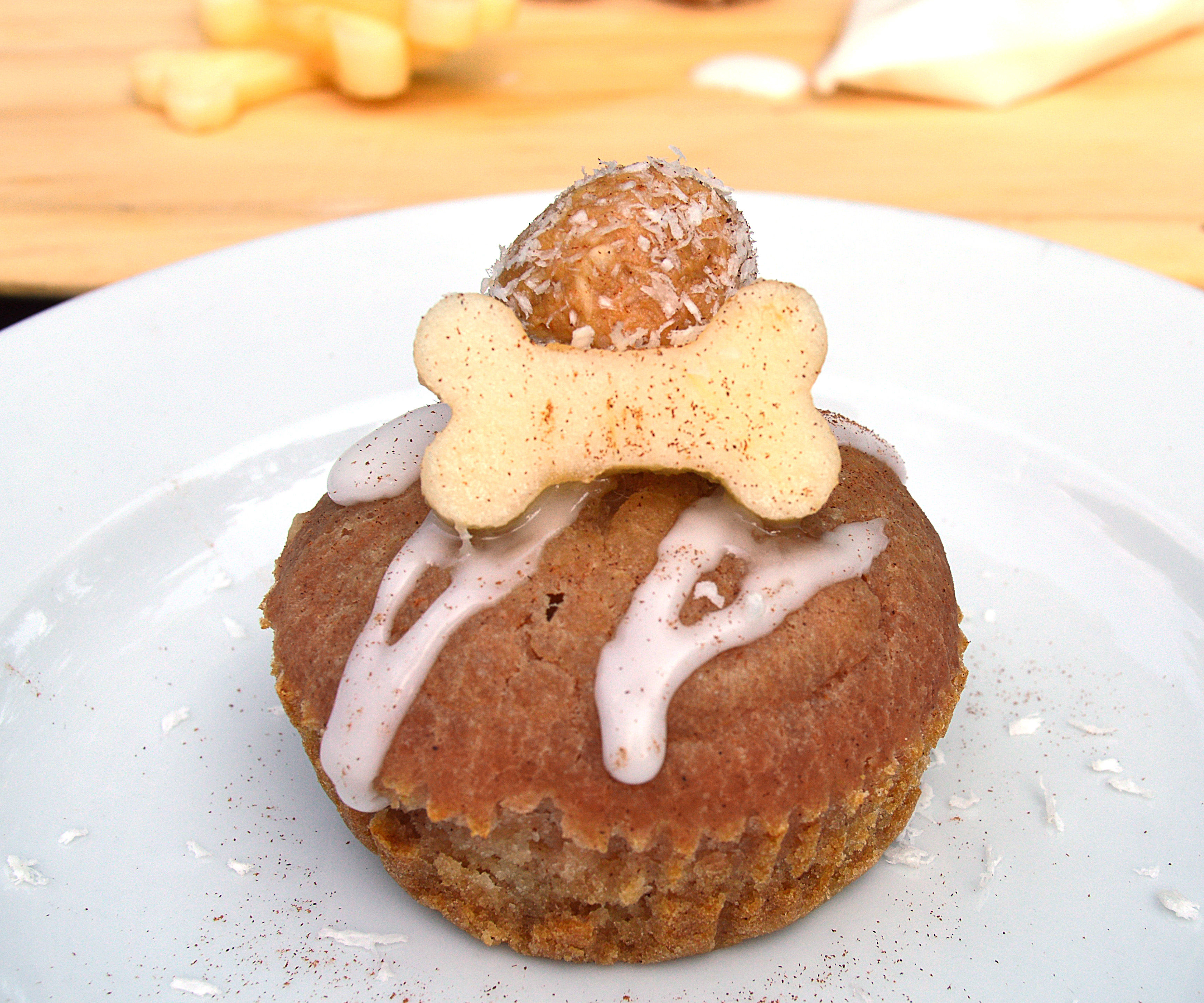 Apple Pup-Cakes 
