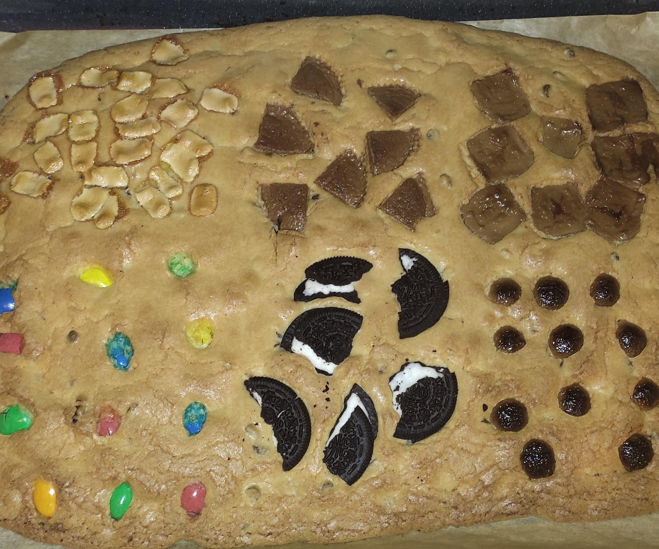 Giant Cookie