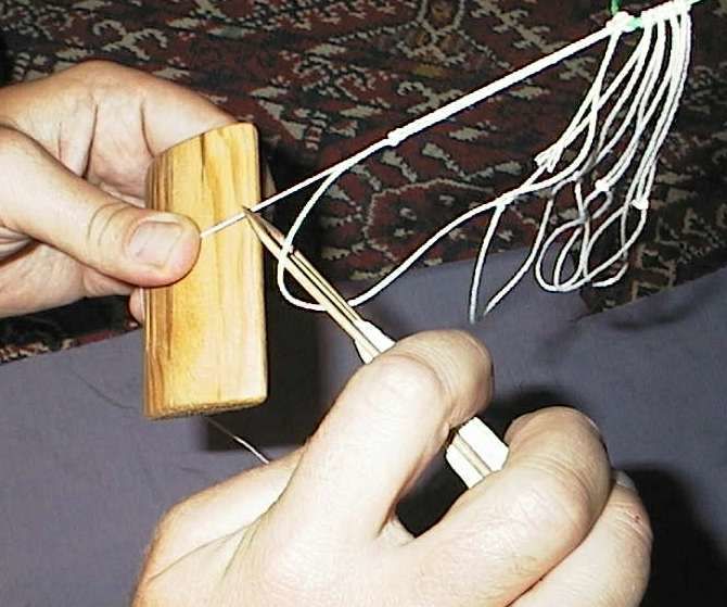 Bind a Net Bag or a Fishing Net