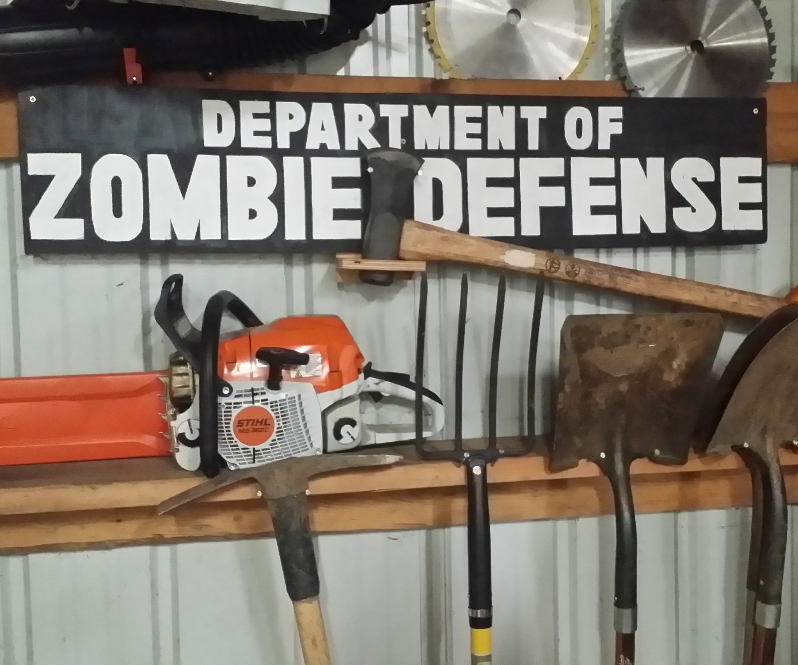 DIY Hand Painted Zombie Sign in Time for Halloween: How to Design, Letter, and Make  